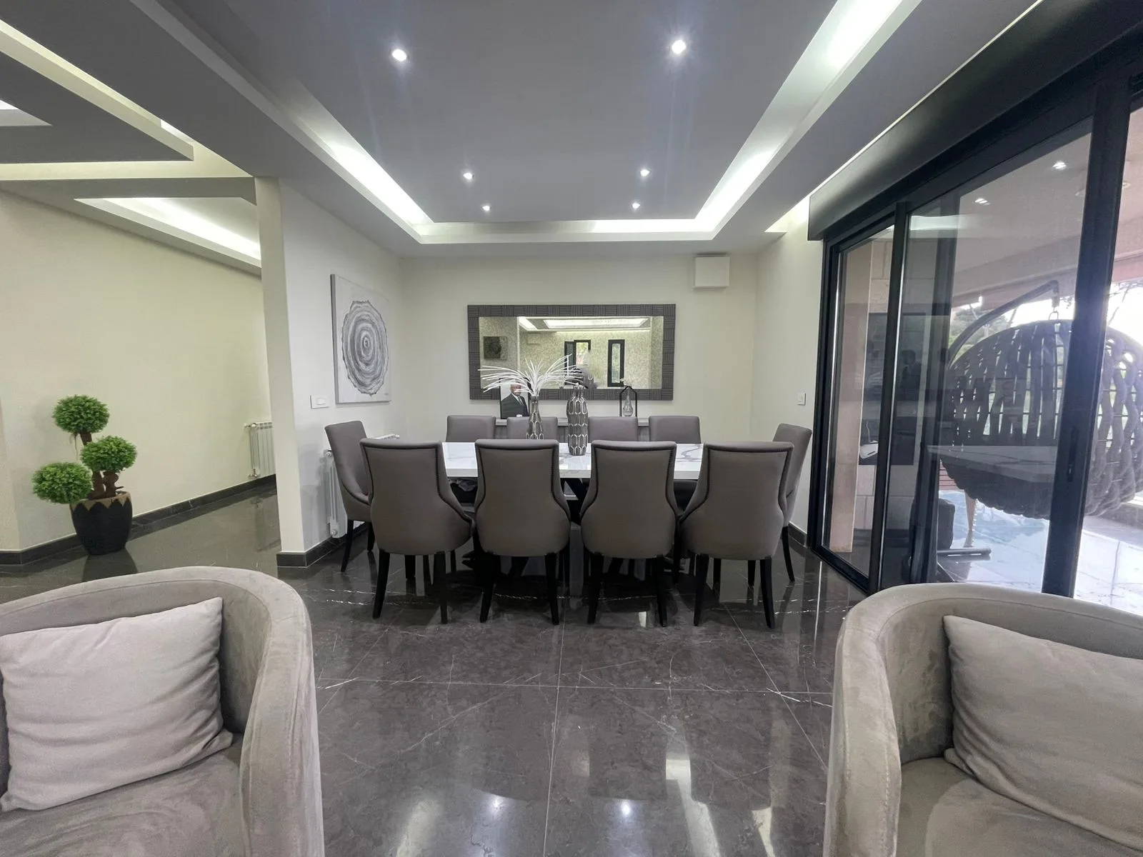 Villa for Sale in Aley — الصورة 2