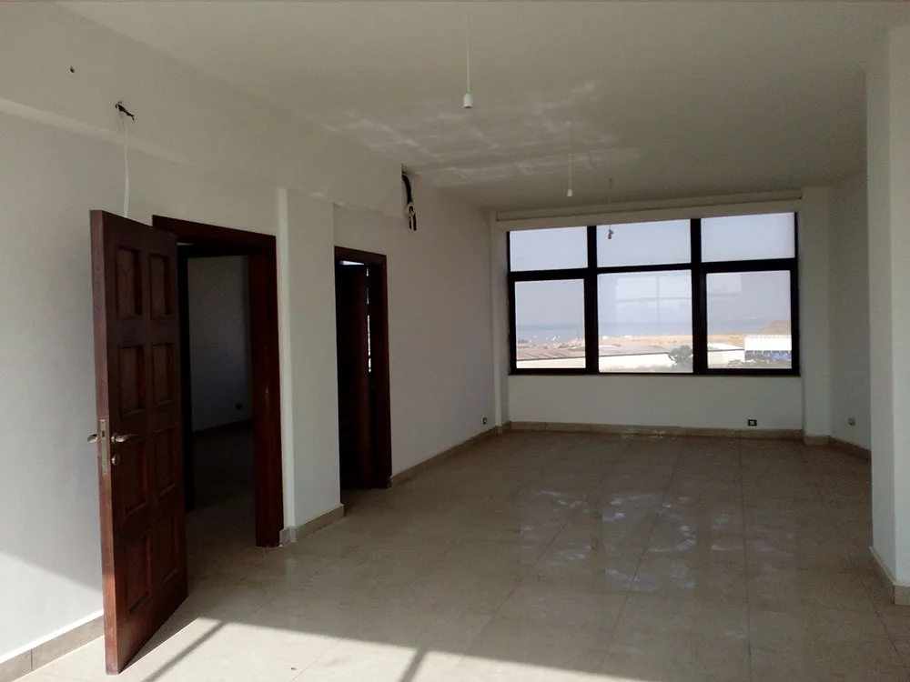 Office for Sale in Daoura — الصورة 2