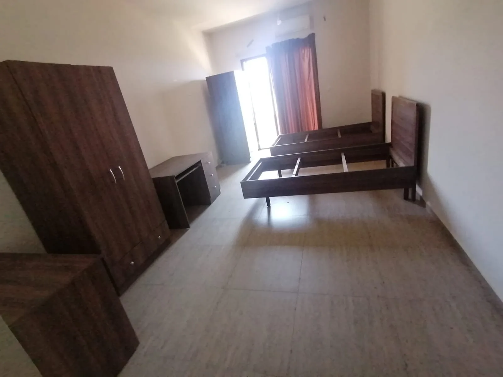 Land for Sale in Blat, Lebanon — الصورة 2