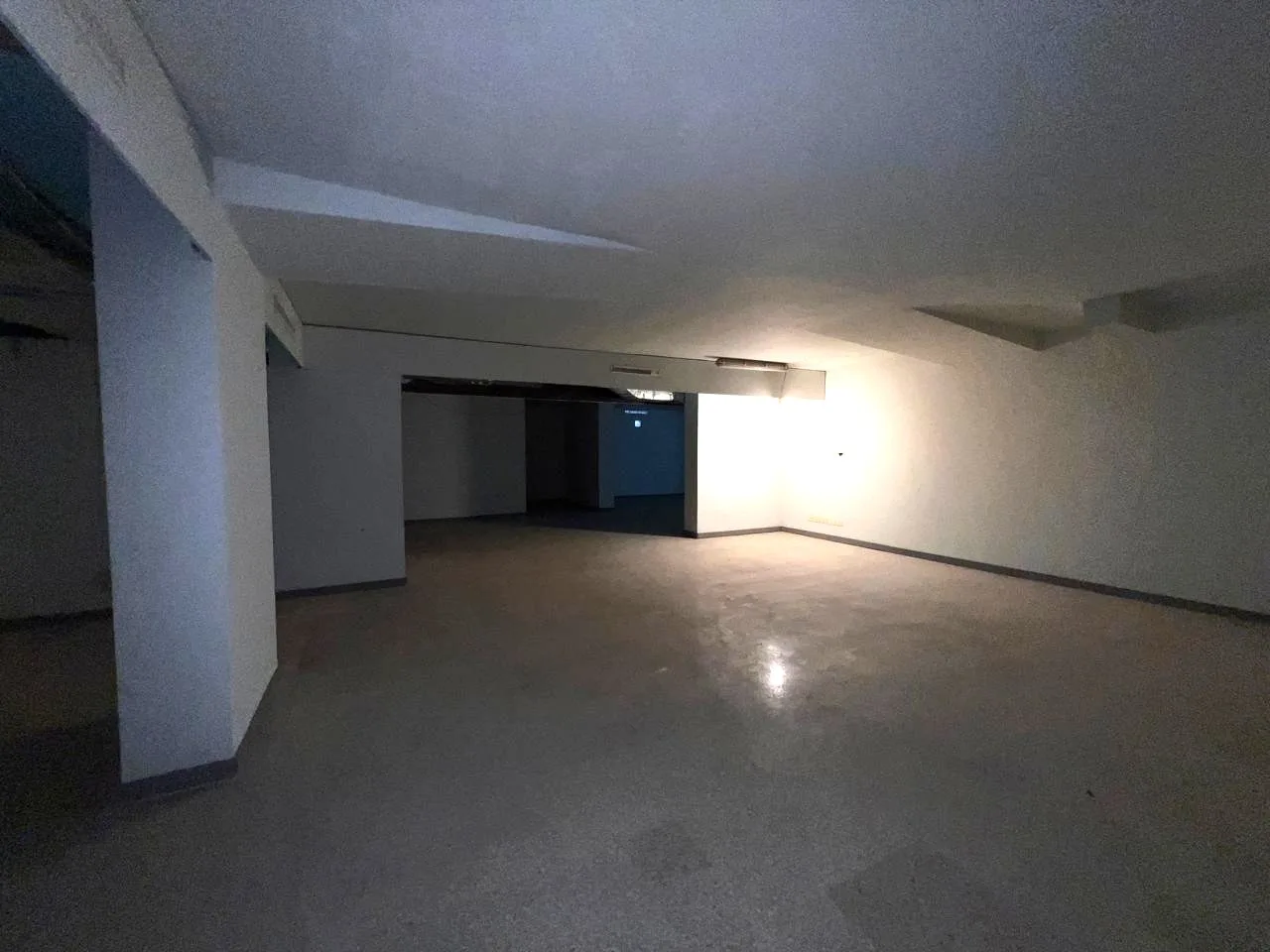 Warehouse for rent in Gemmayzeh — الصورة 5