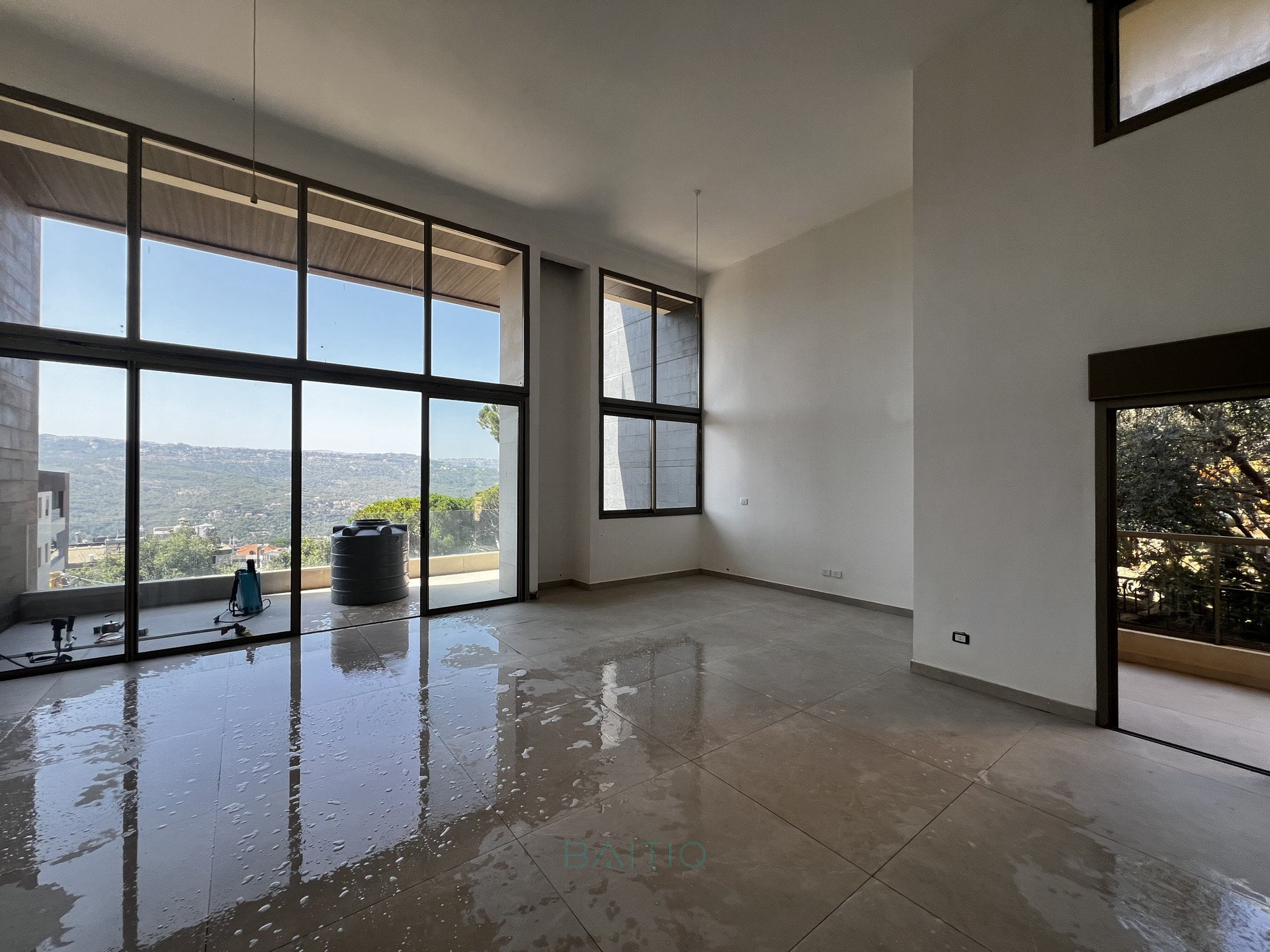 New High End Apartments for sale in Broumana — الصورة 3