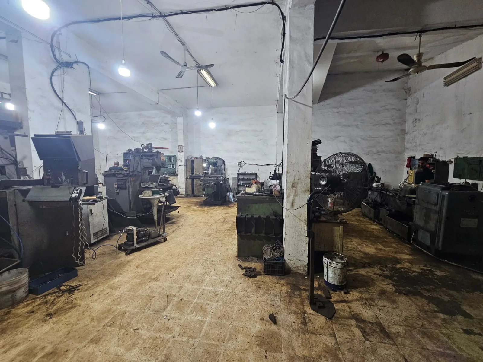 Industrial Unit for sale in Fanar — الصورة 6