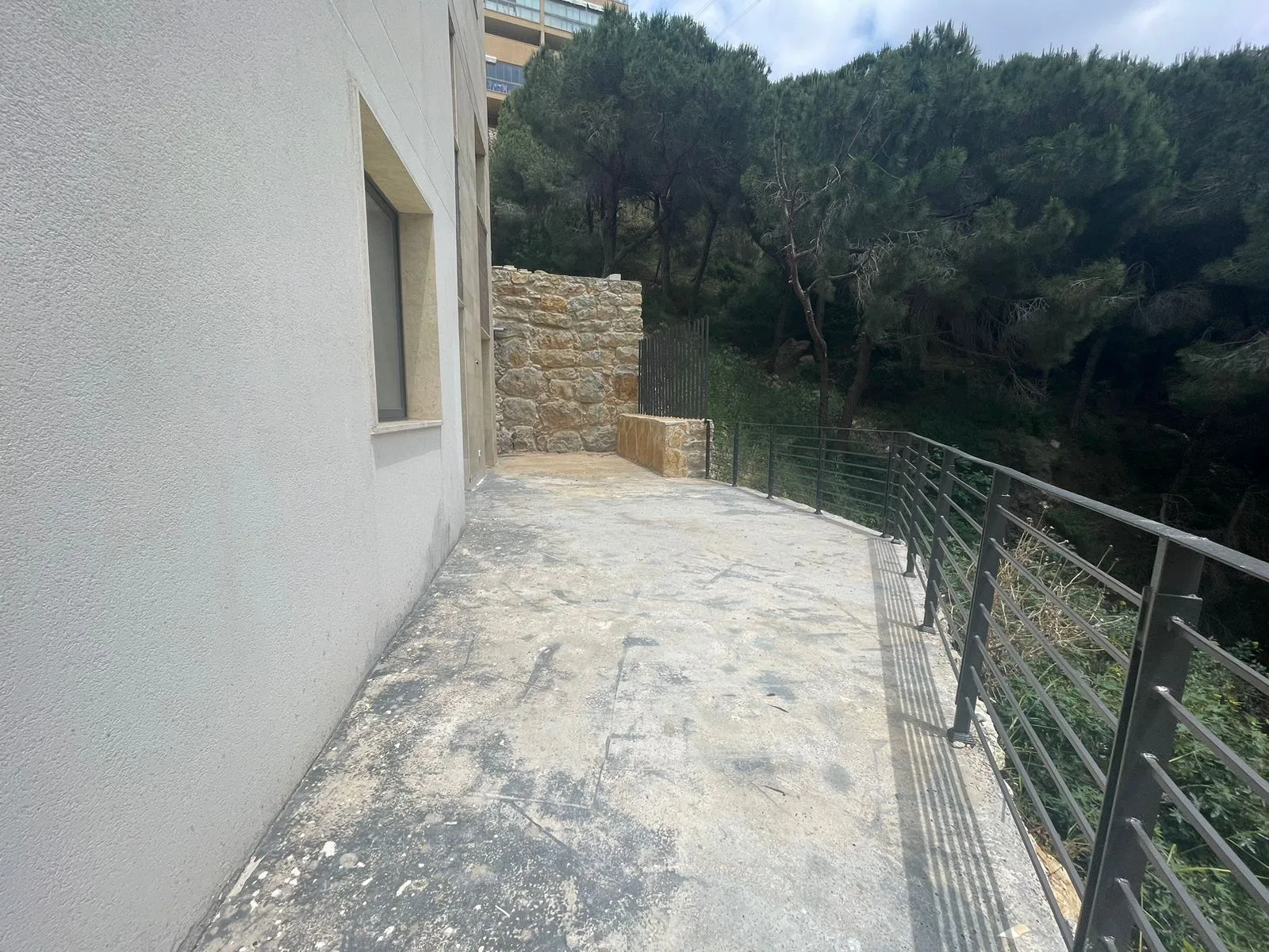 Apartment for Sale in Ain Saadeh, Lebanon — الصورة 4