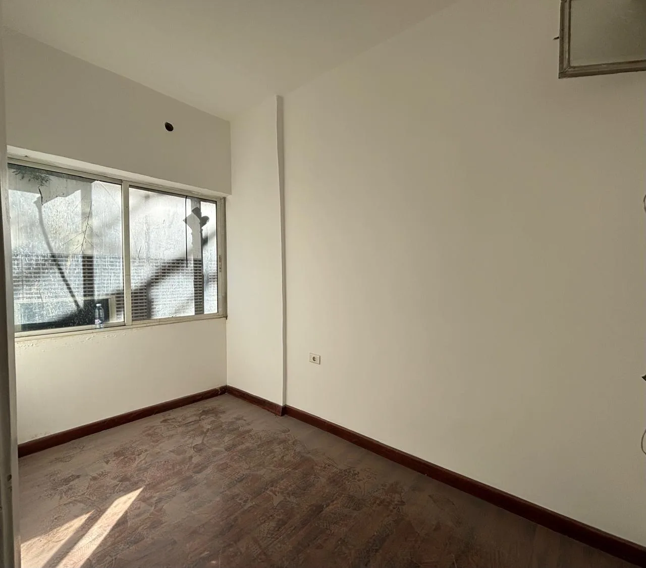 Office for Rent in Badaro