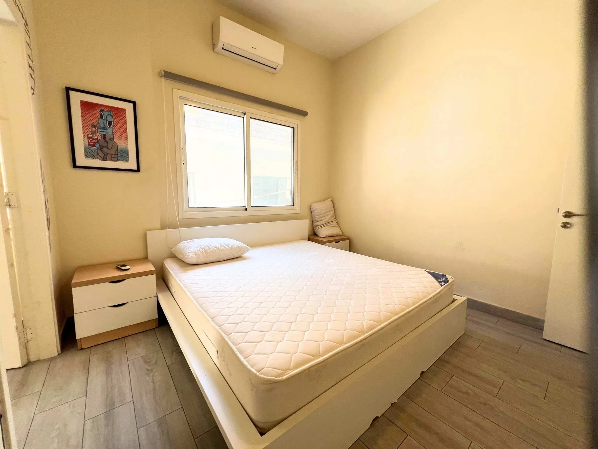 Apartment for Sale in Mar Mikhael, Beirut, Lebanon — الصورة 9