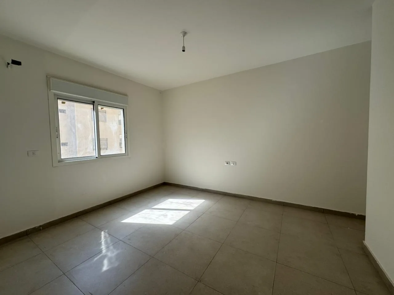 Apartment for Sale in Dekwaneh — الصورة 4