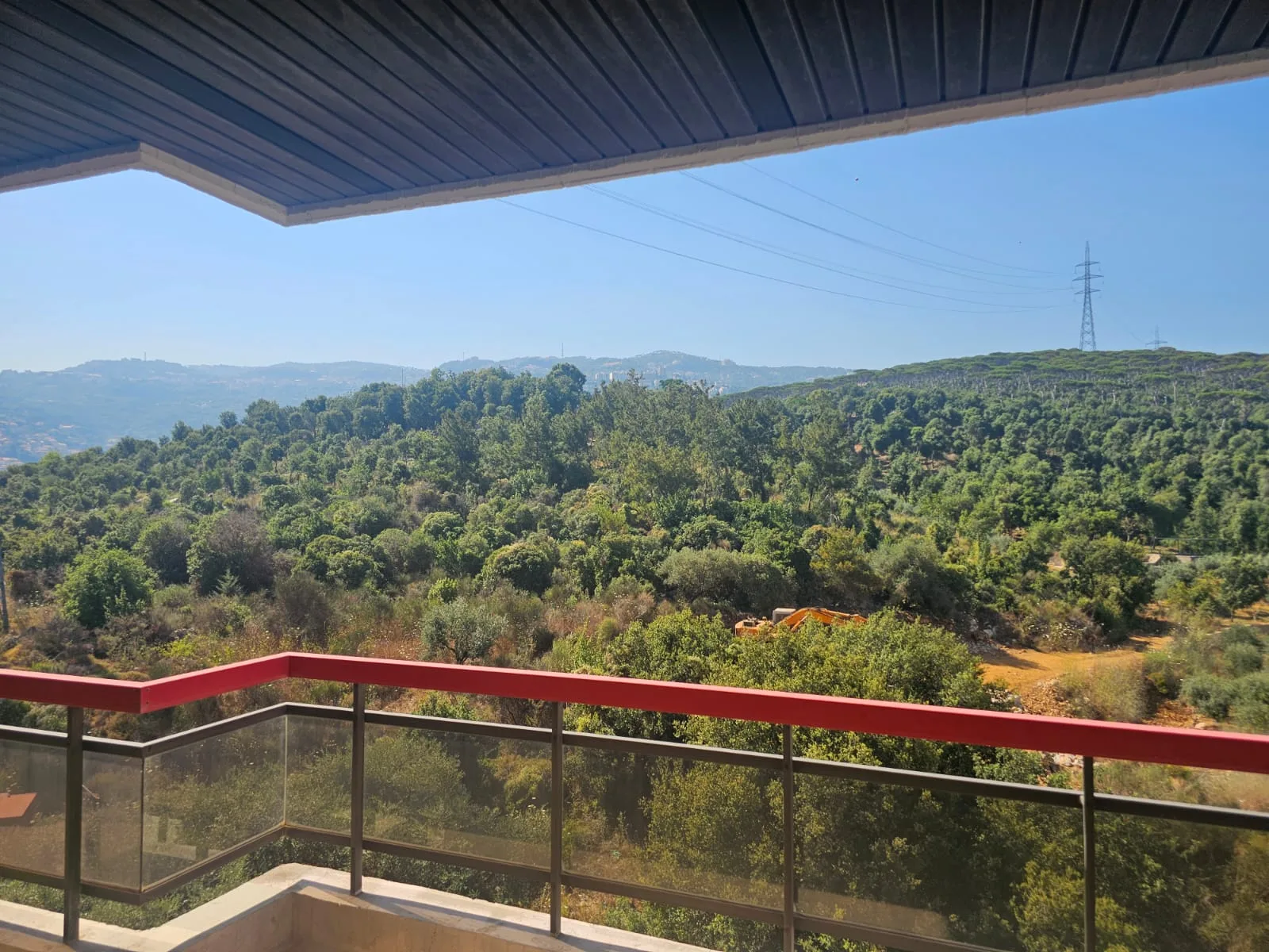Apartment for Sale in Qornet El Hamra — الصورة 3