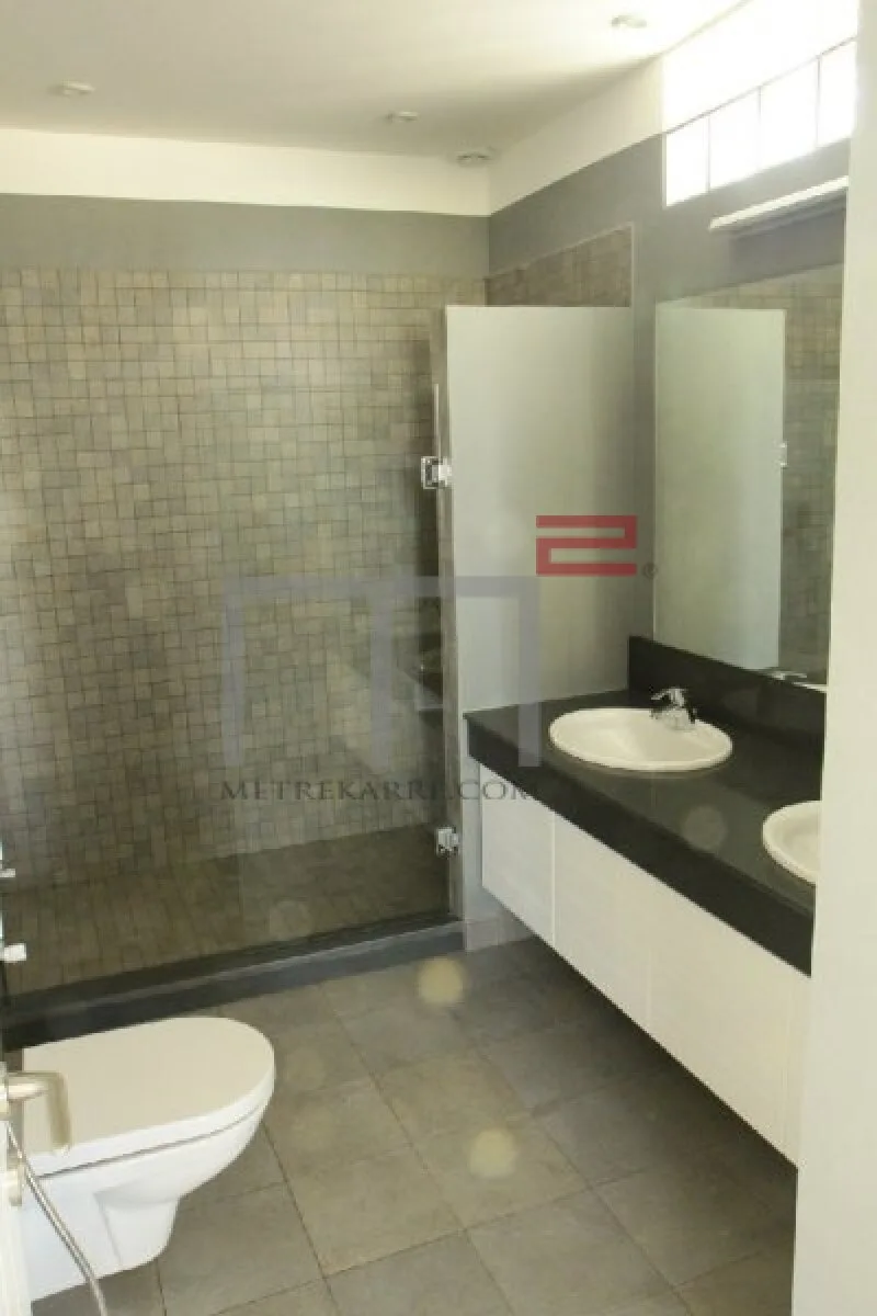 Duplex for Rent in Hamra — الصورة 4