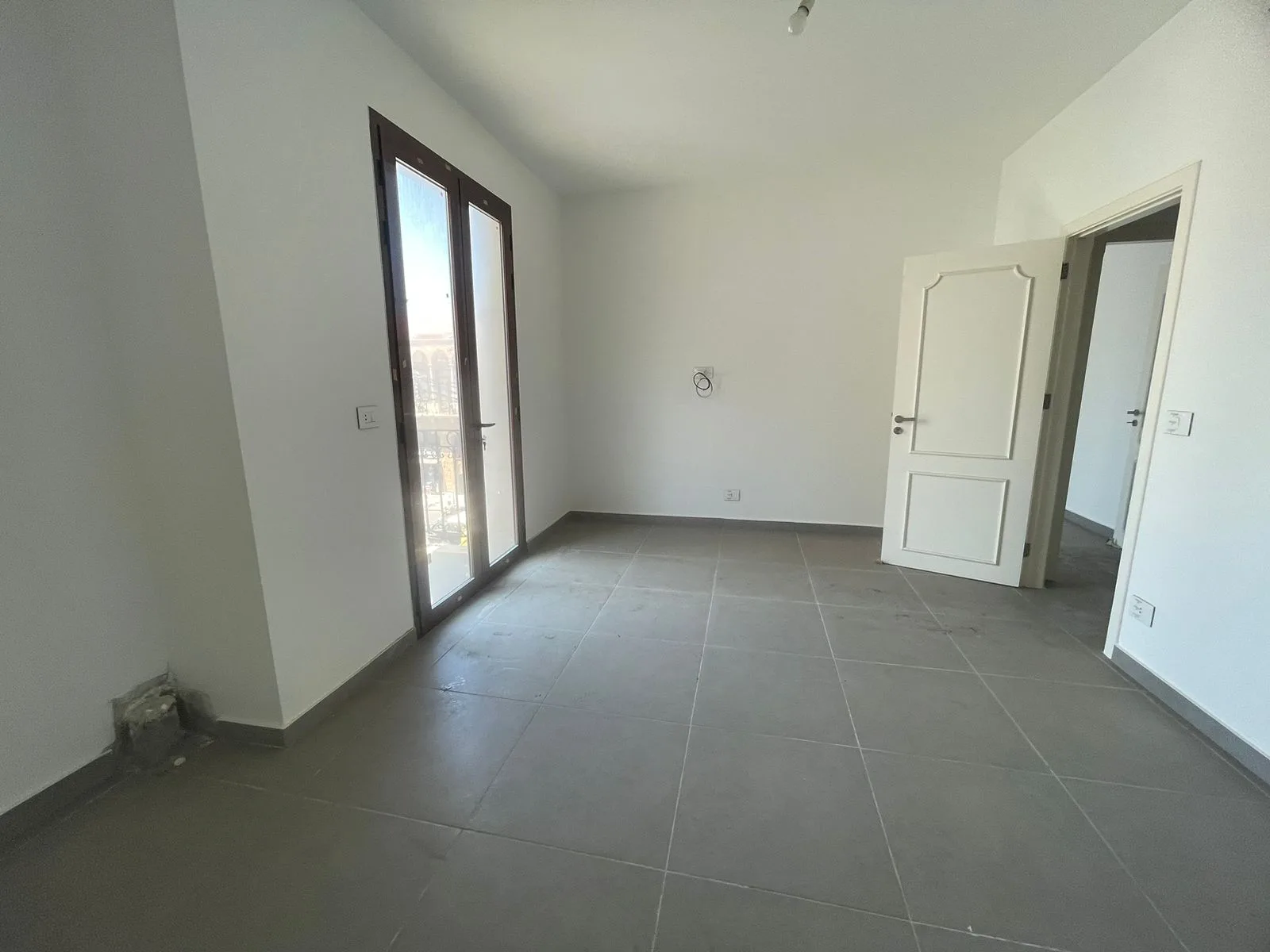 Apartment for Rent in Batroun — الصورة 3