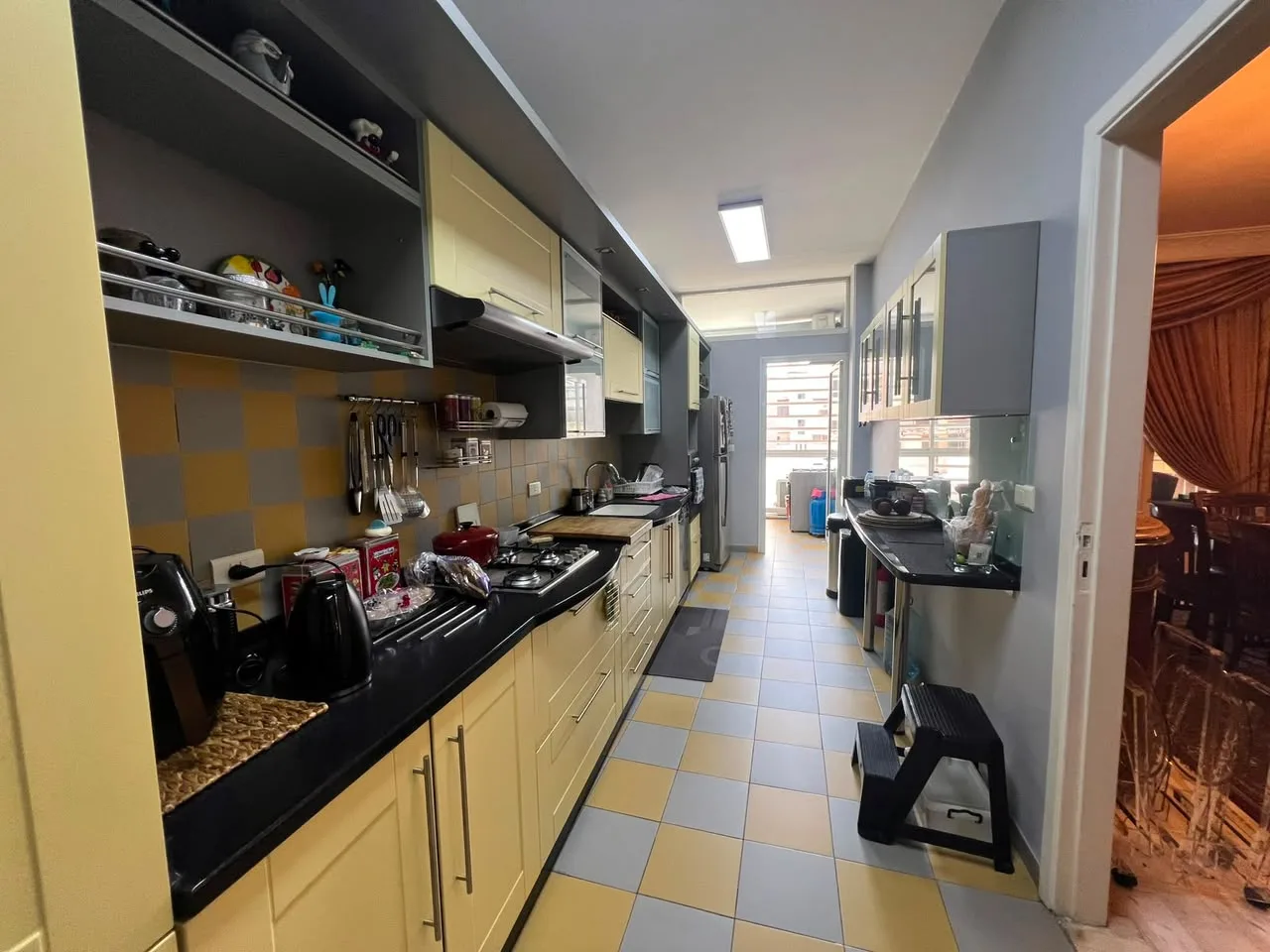 Apartment for Sale in Forn El Chebbak — الصورة 5