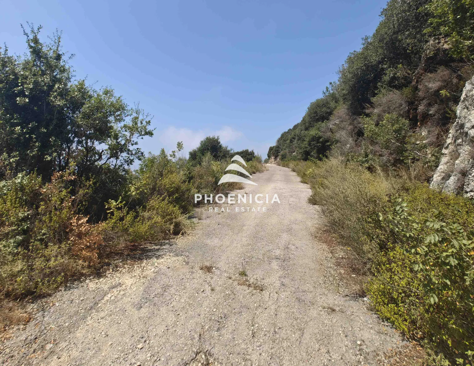 Residential Land for sale in Blat, Jbeil, Lebanon — الصورة 4