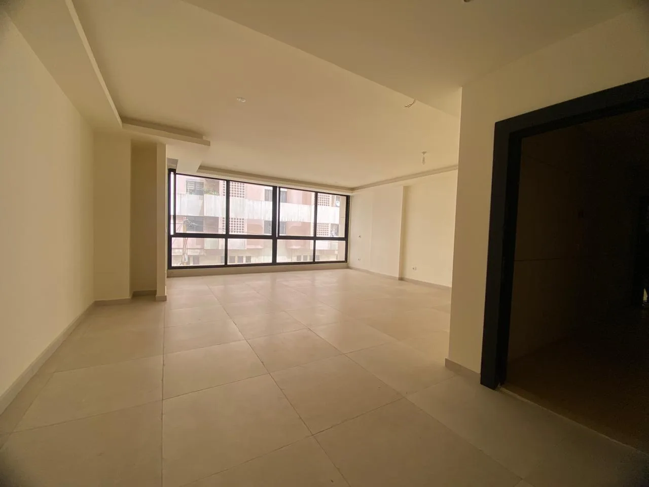 Apartment for sale in Achrafieh, Beirut, Lebanon — الصورة 2