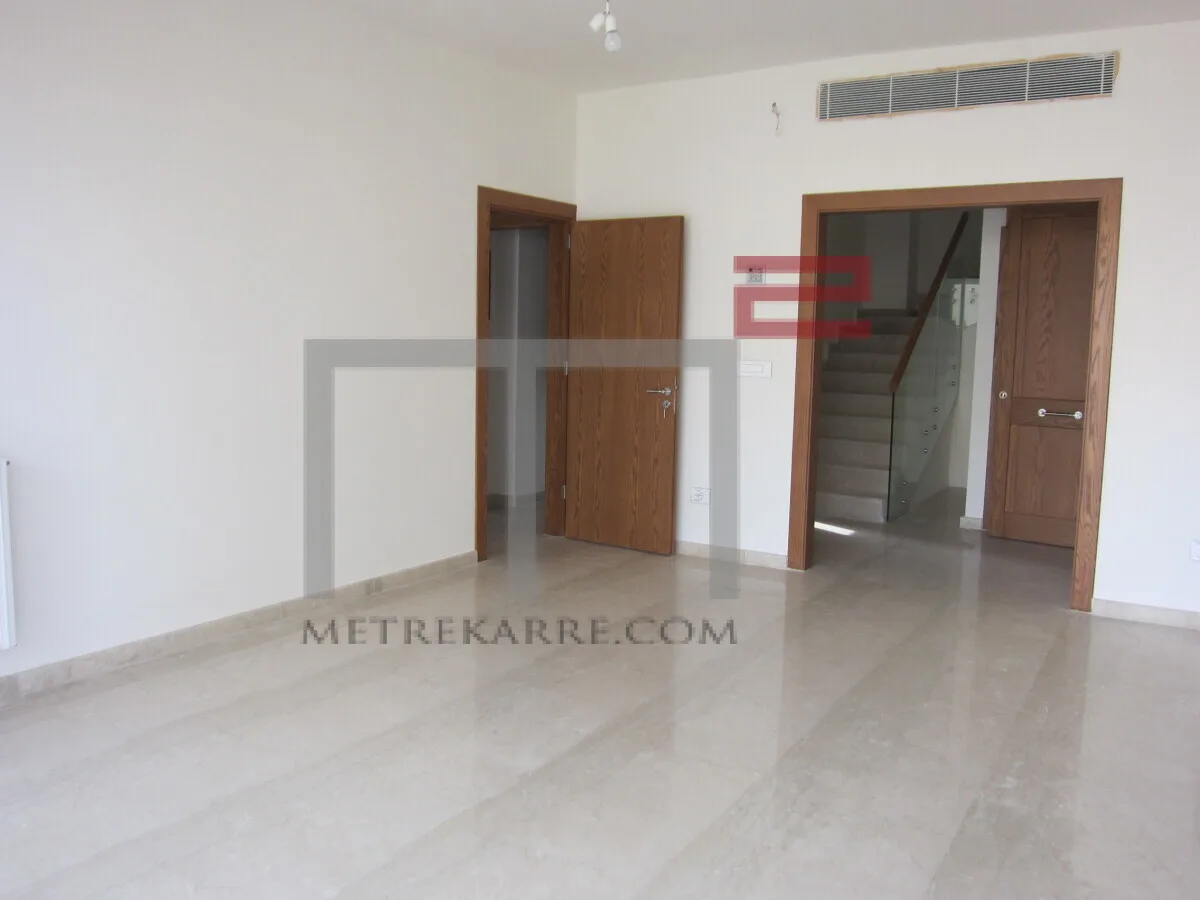 Duplex for Sale in Achrafieh — الصورة 3