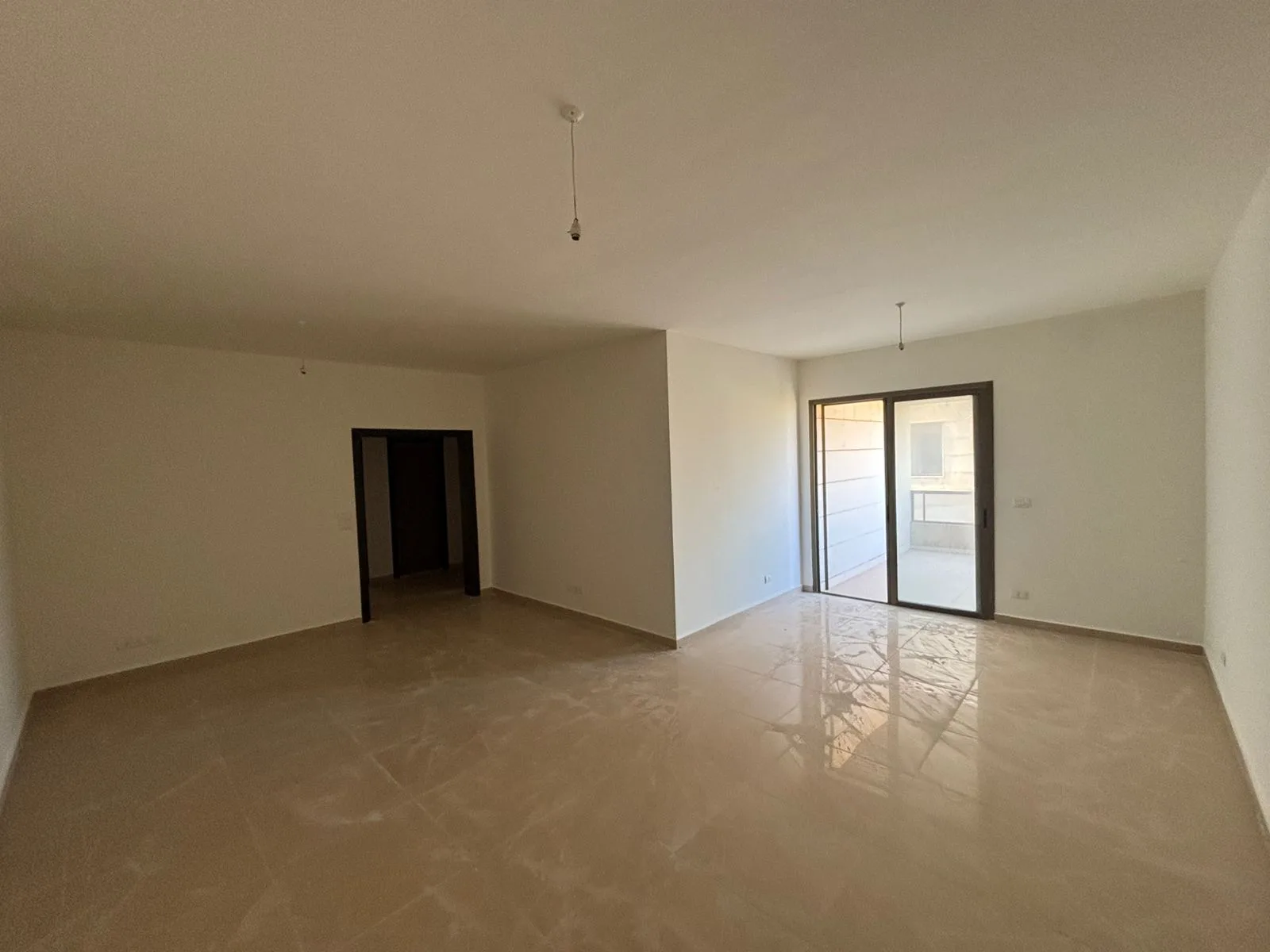 Apartment for Rent in Mazraat Yachoua