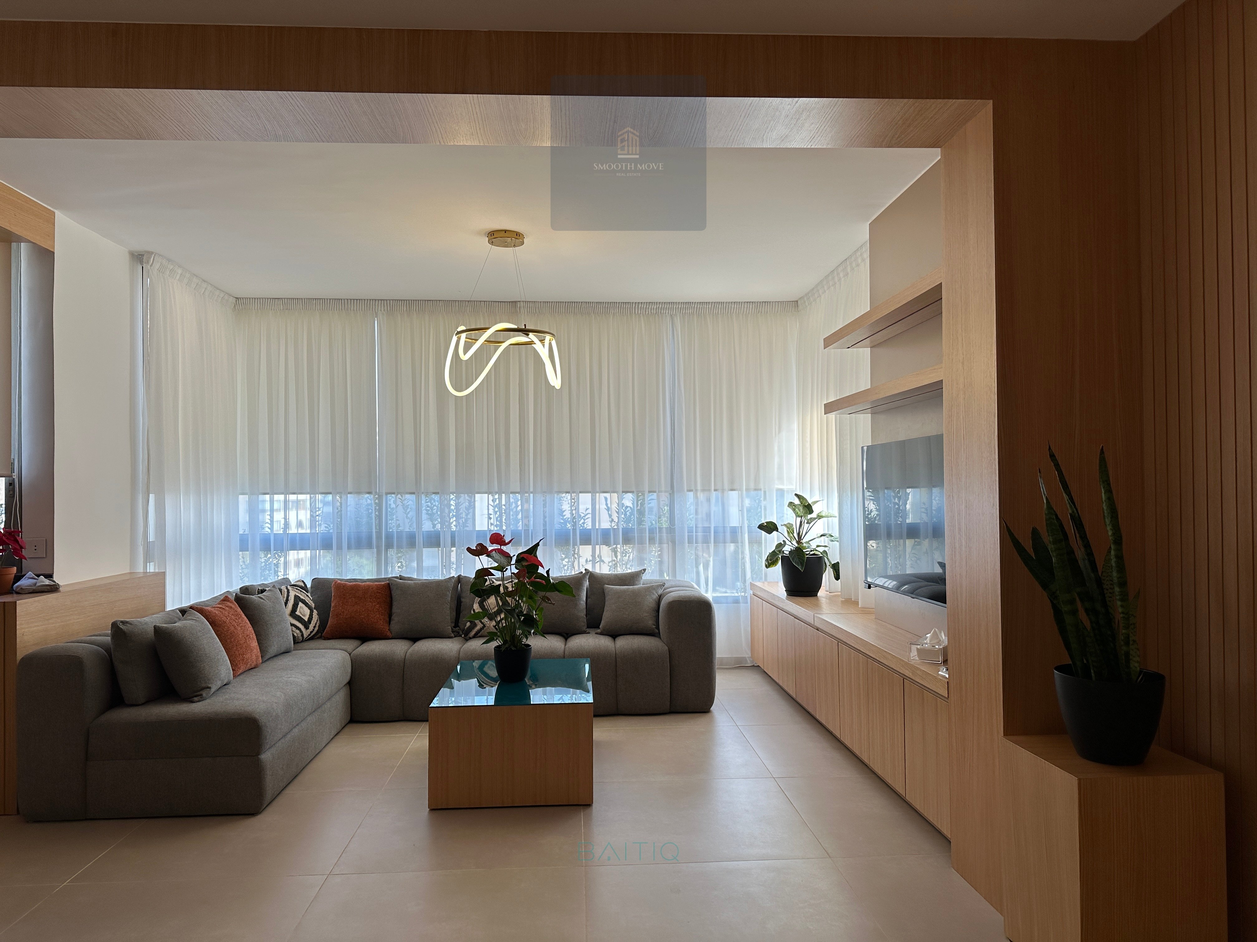 Chic Furnished Apartment for Sale in Sioufi, Achrafieh — الصورة 17