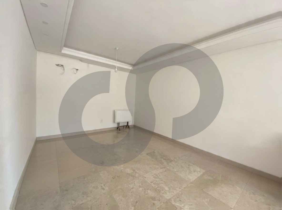 Elevator 24/7/Burj Abi Haidar,Beirut — photo 3