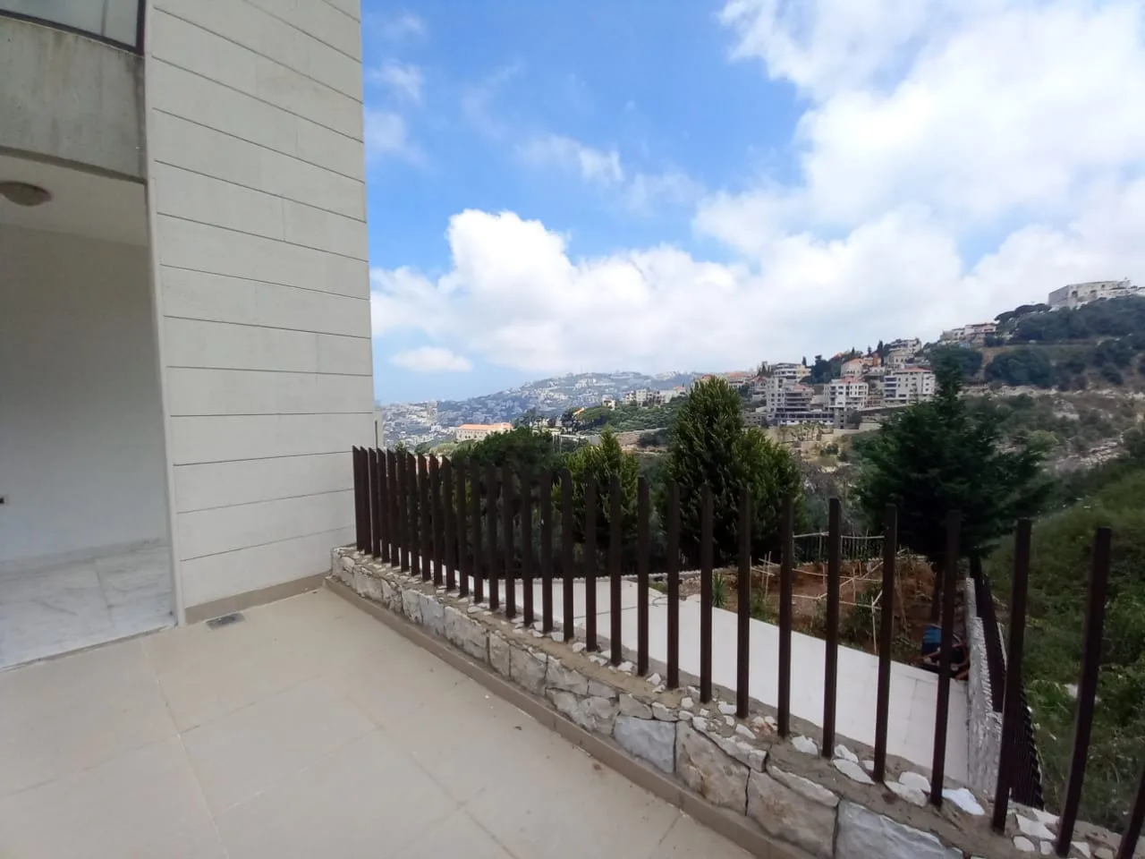 Apartment for Sale in Kfar Hbab, Lebanon — الصورة 10
