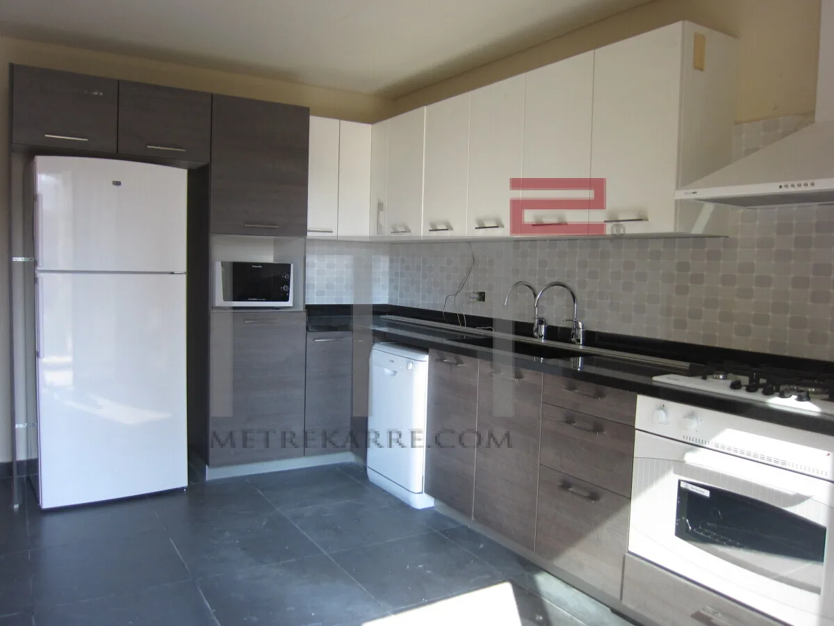 Apartment for Rent in Gemmayze — الصورة 3