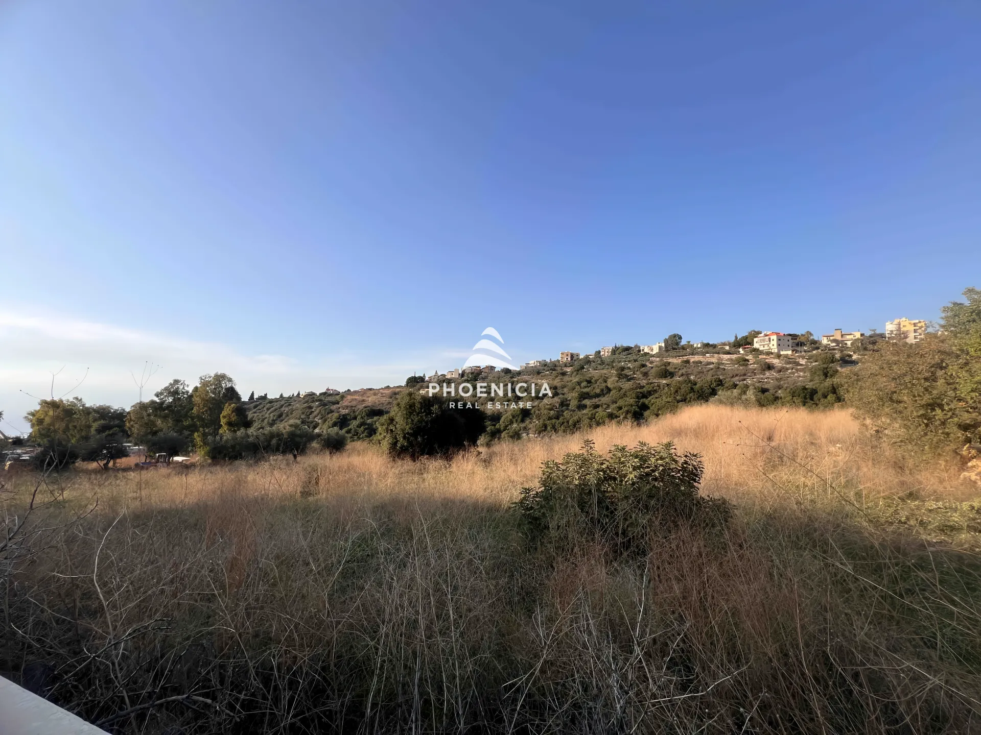Land for Sale in Hosrayel — الصورة 2