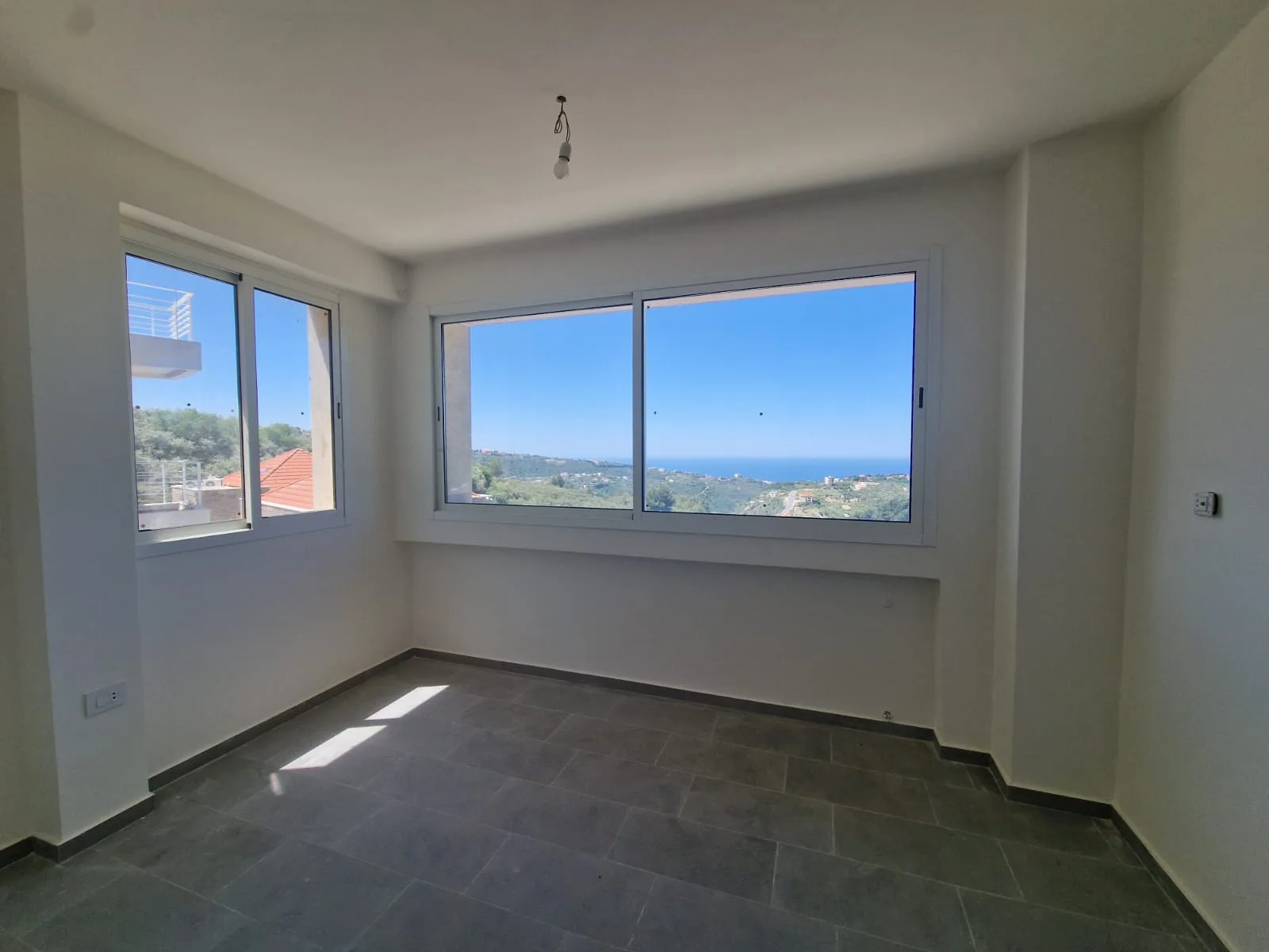 Villa for Sale in Byblos, Lebanon — الصورة 2