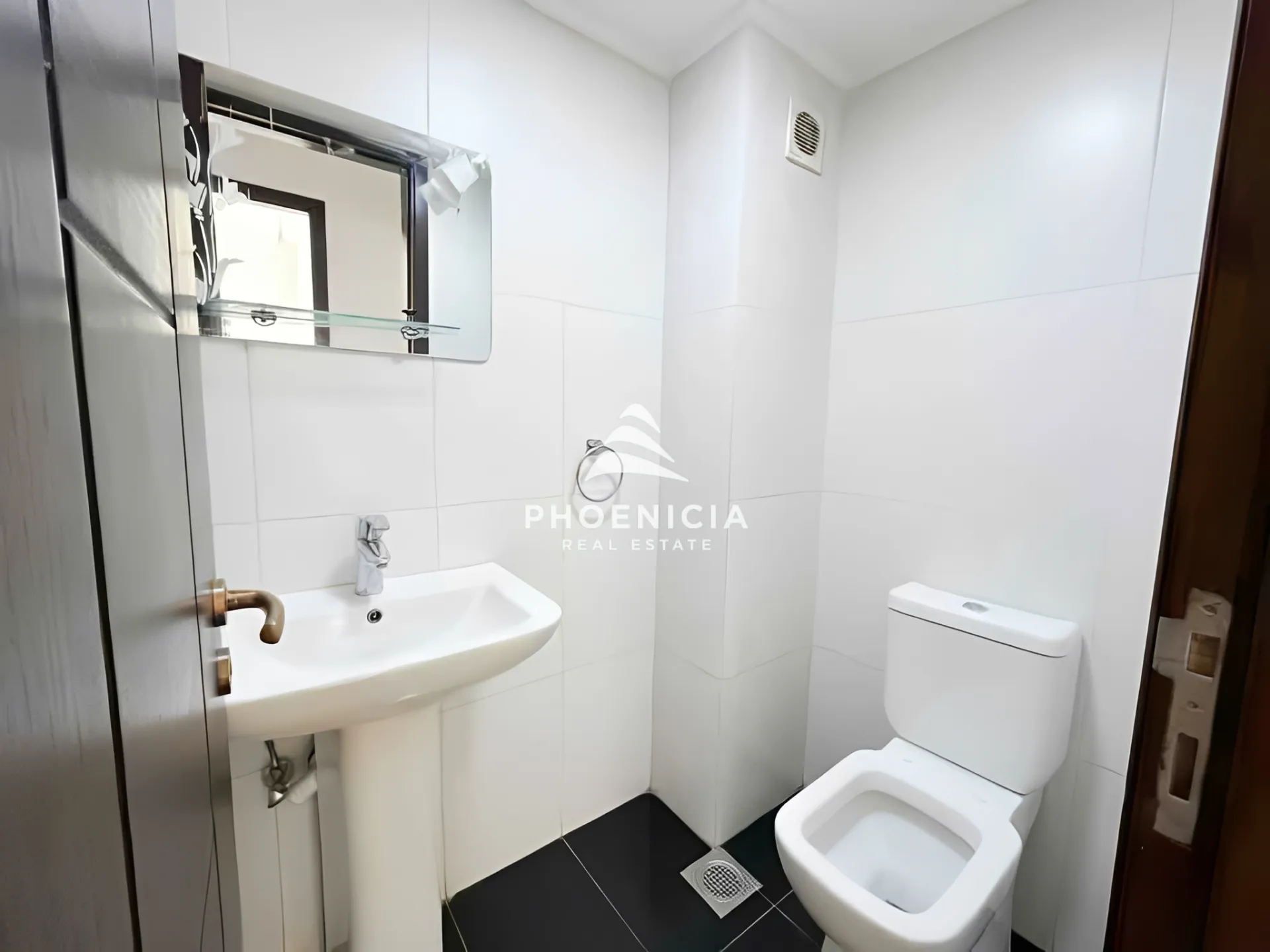 Apartment for sale in Amchit, Lebanon — الصورة 6