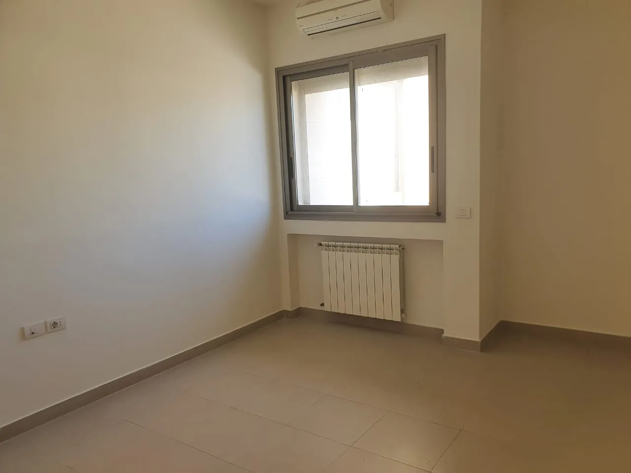 Apartment for Sale in Syoufi, Beirut, Lebanon — الصورة 10