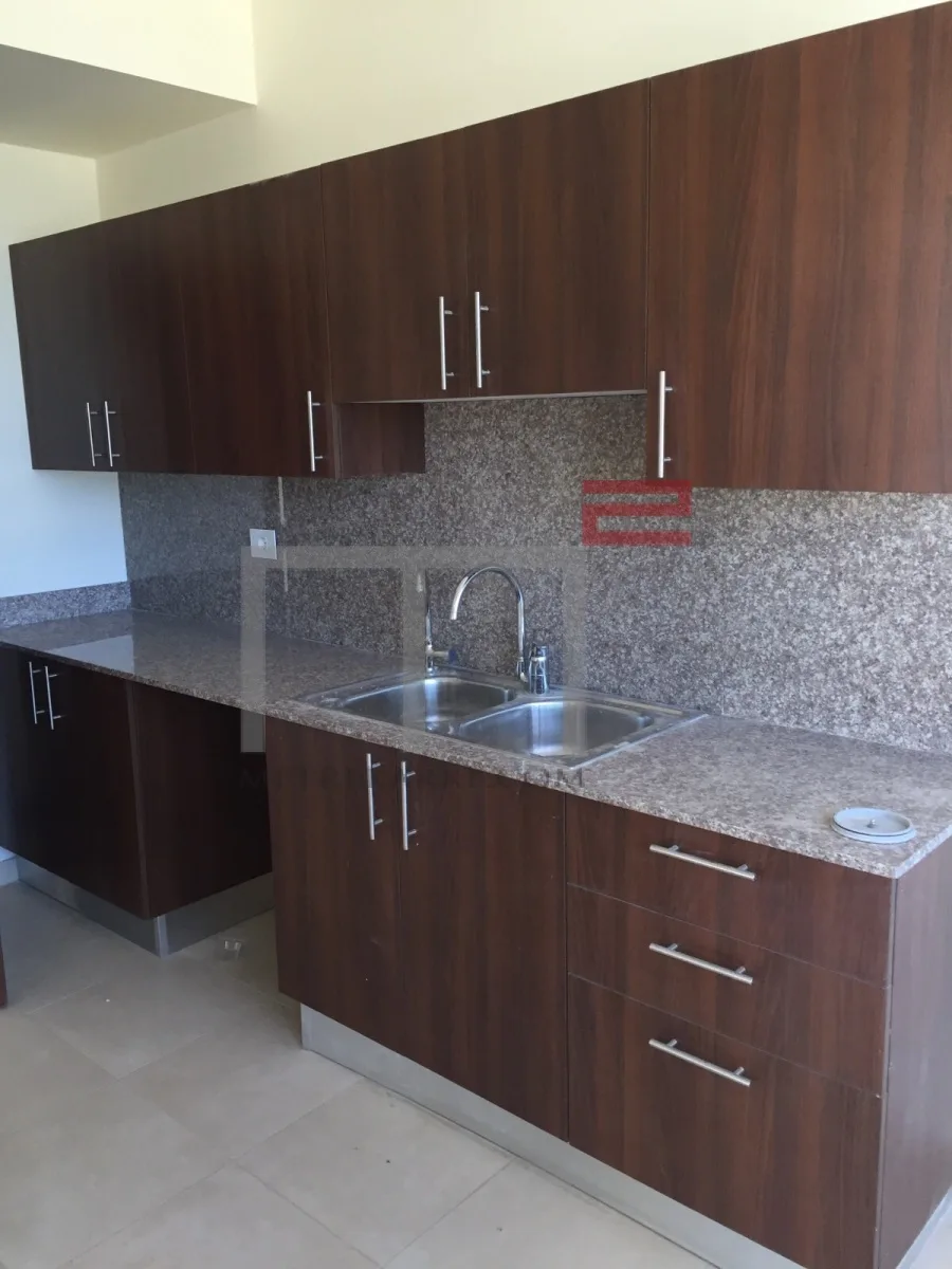 Apartment for Sale in Ras Beirut — الصورة 2