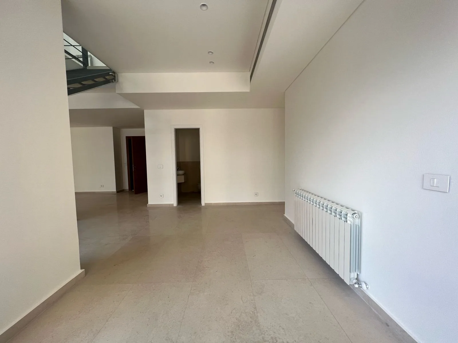 Penthouse for sale in Caree d'or, Achrafieh — الصورة 6