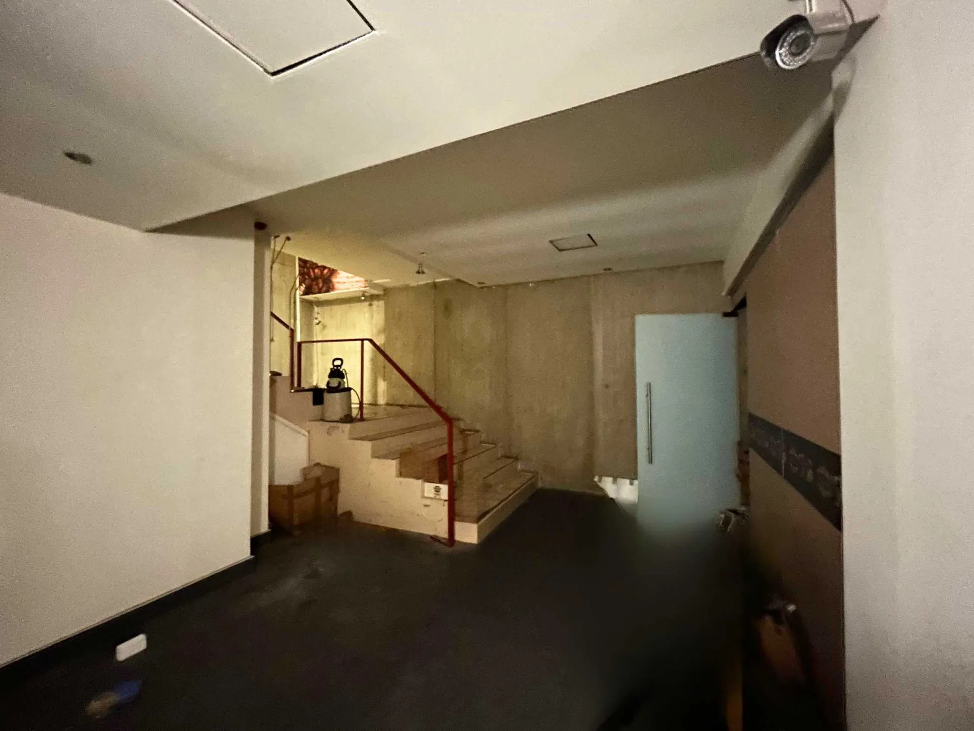 Shop for rent in Verdun — الصورة 3