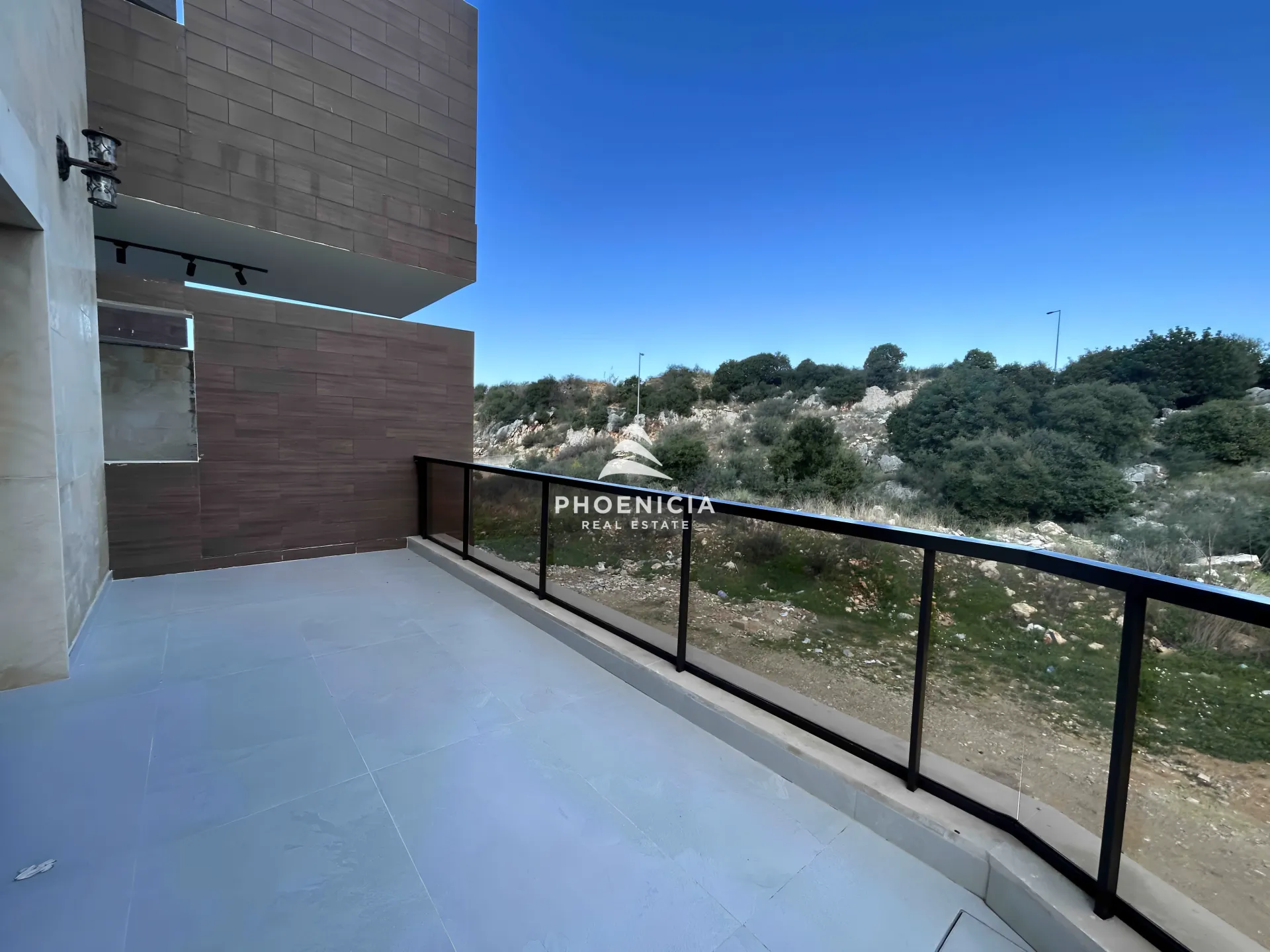 Apartment for Sale in Gharfine — الصورة 5