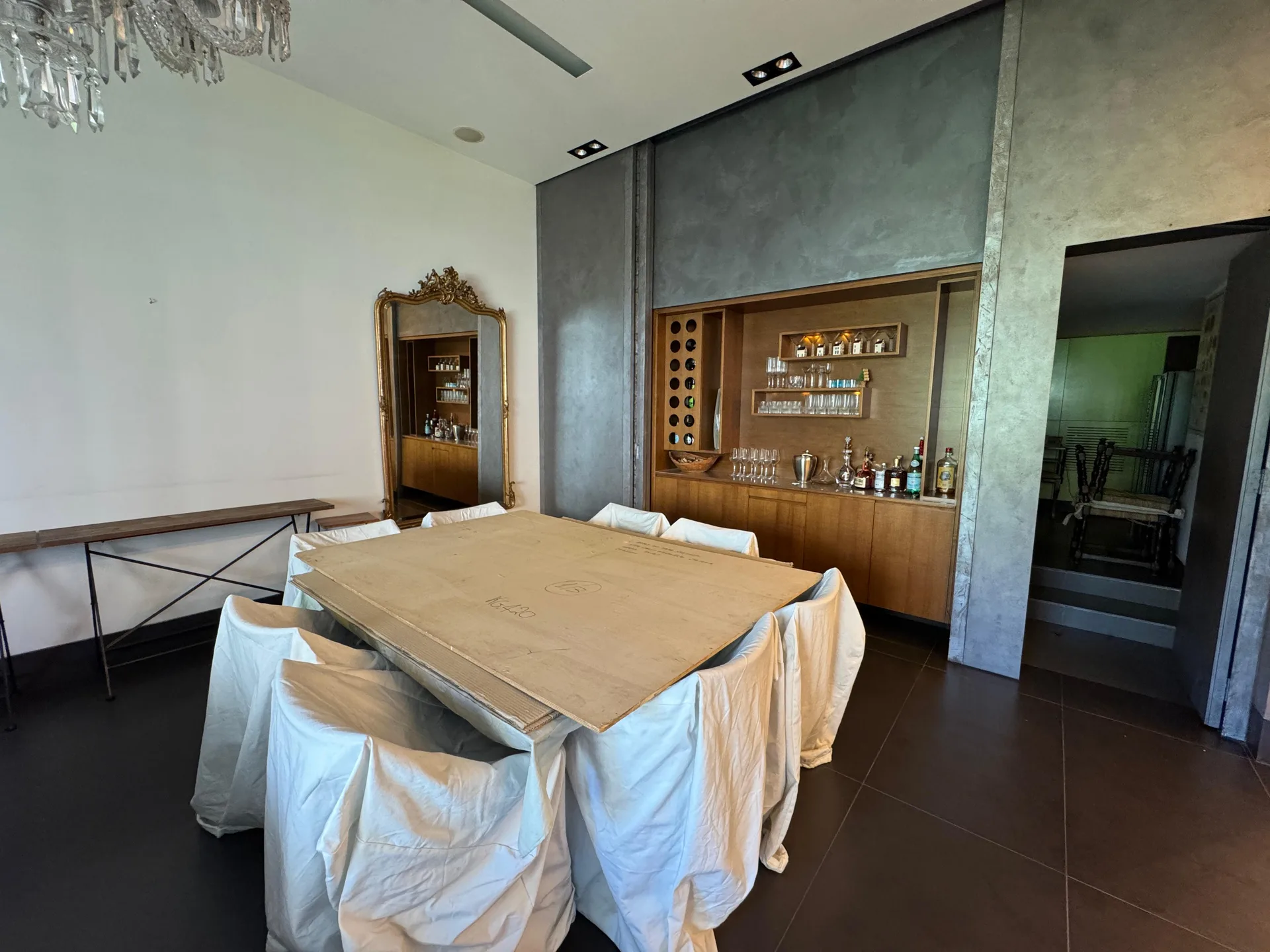 Apartment for Sale in Hamra, Ras Beirut — الصورة 5