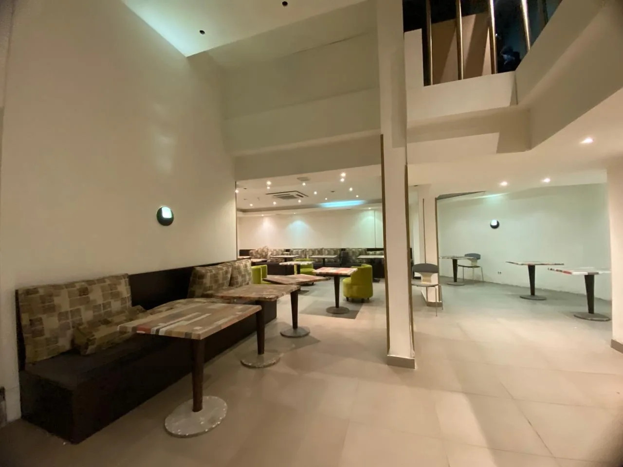 Restaurant for sale in Achrafieh — الصورة 4