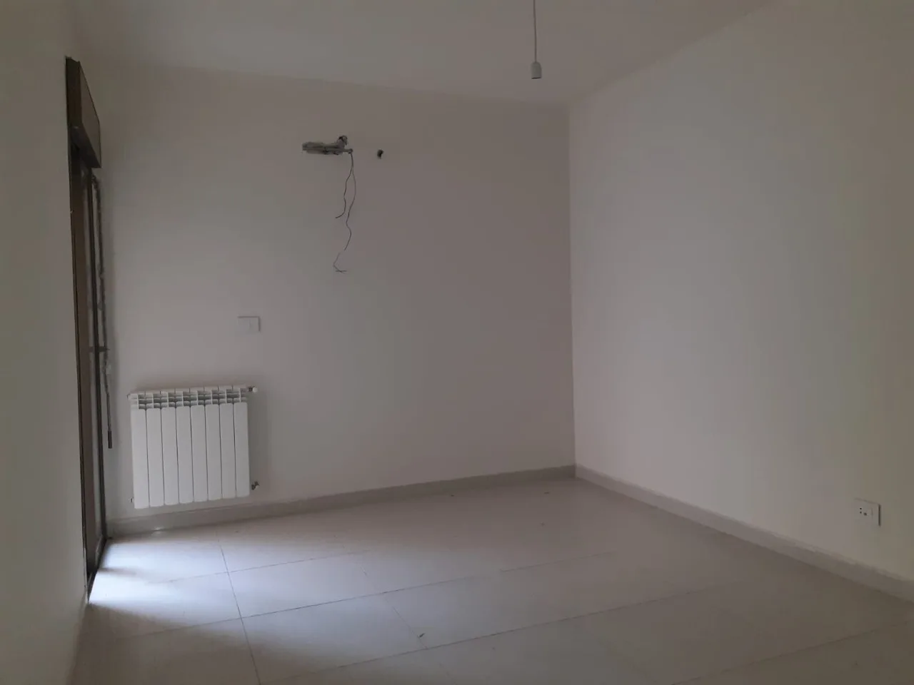 Apartment for Sale in Zouk Mosbeh, Lebanon — الصورة 5