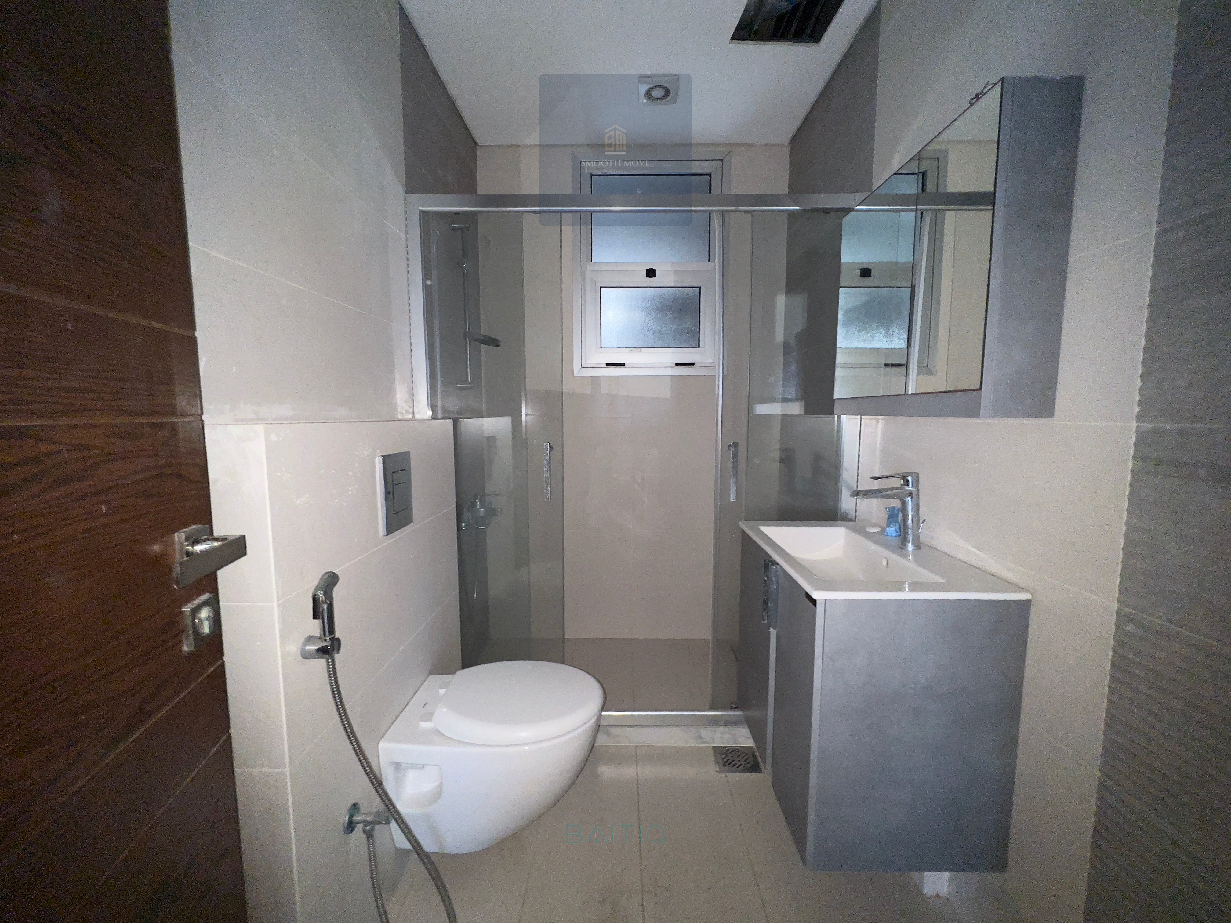 Gorgeous Seaview Apartment for sale in Rawshe — الصورة 2