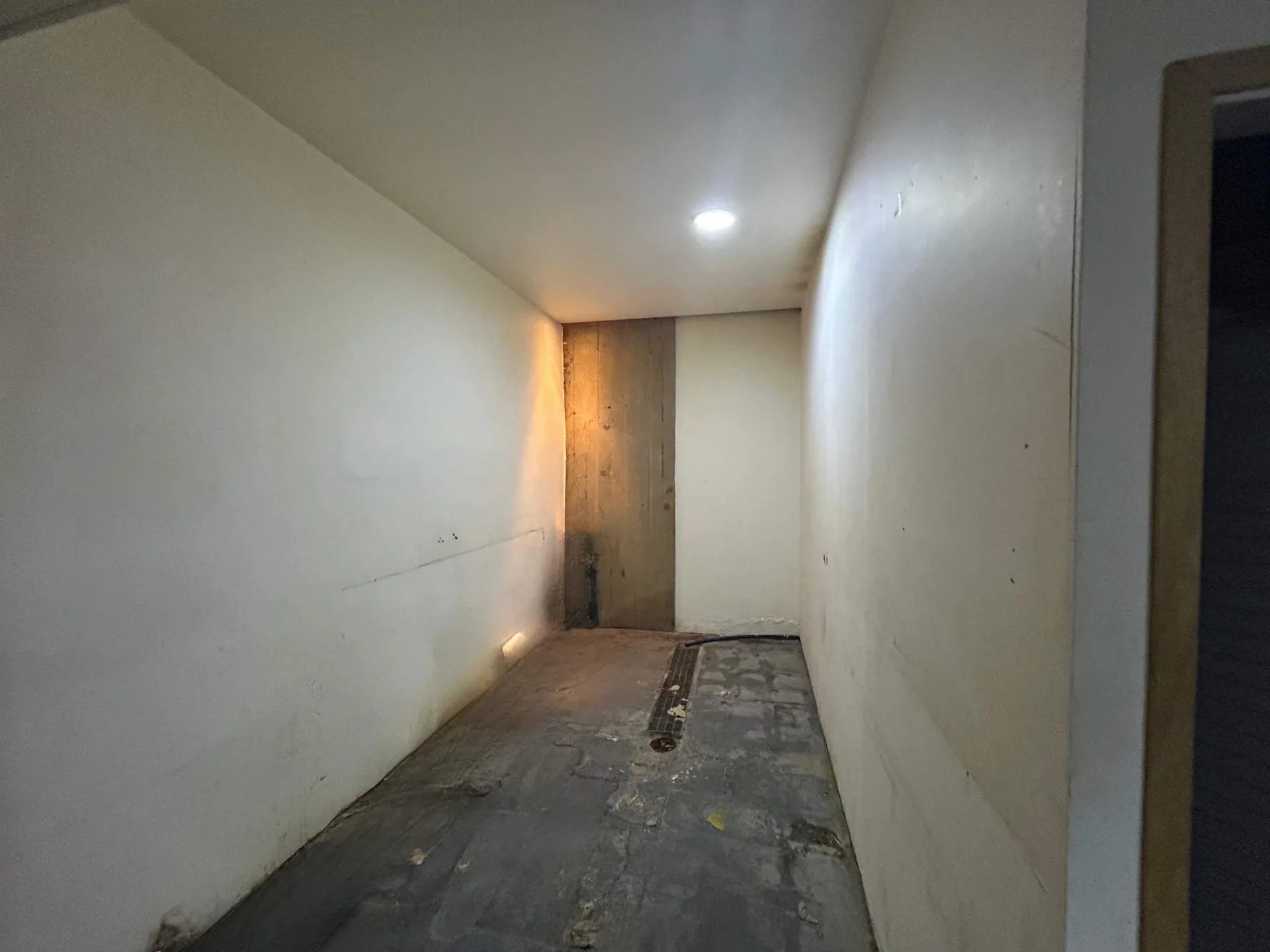 Shop for rent in Verdun — الصورة 5