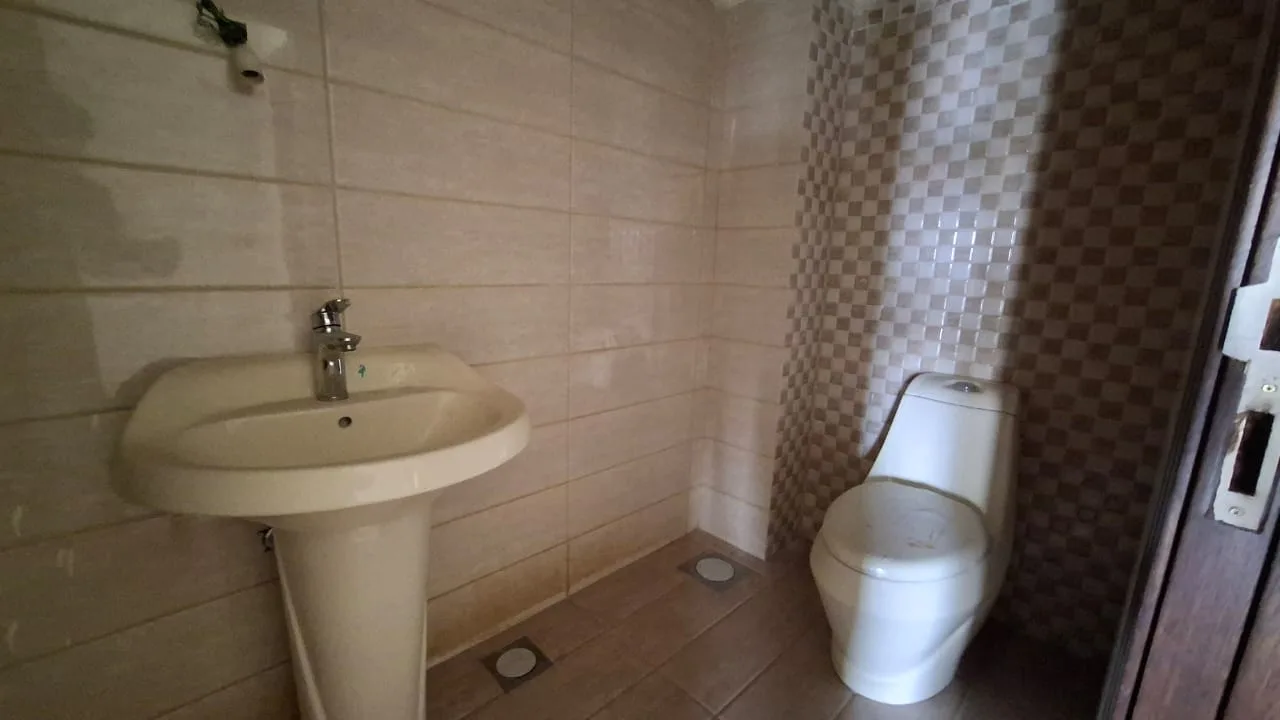 Apartment for Sale in Aamchit, Lebanon — الصورة 7
