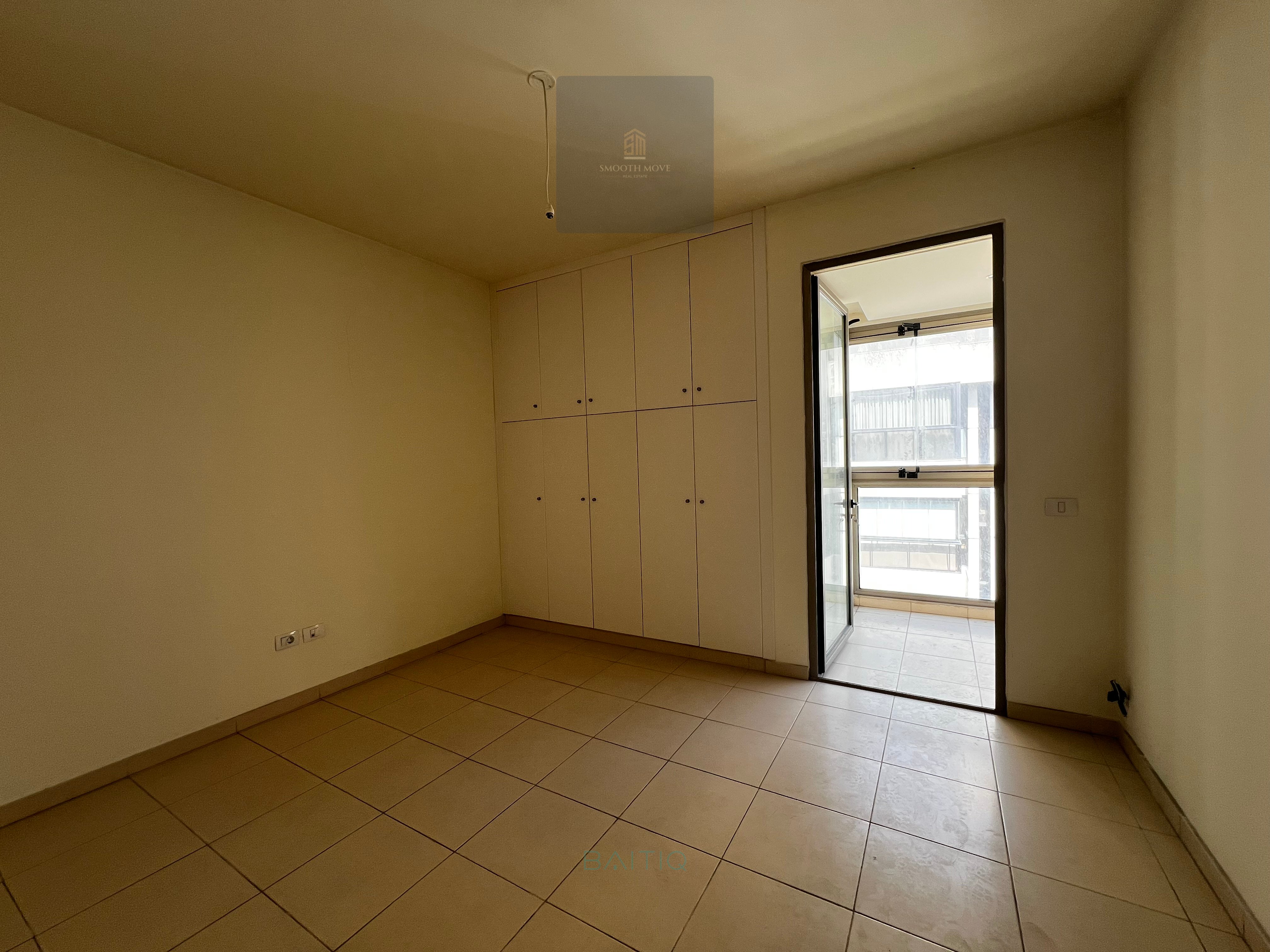 Spacious Apartment for Sale in Sioufi Ashrafieh — الصورة 8