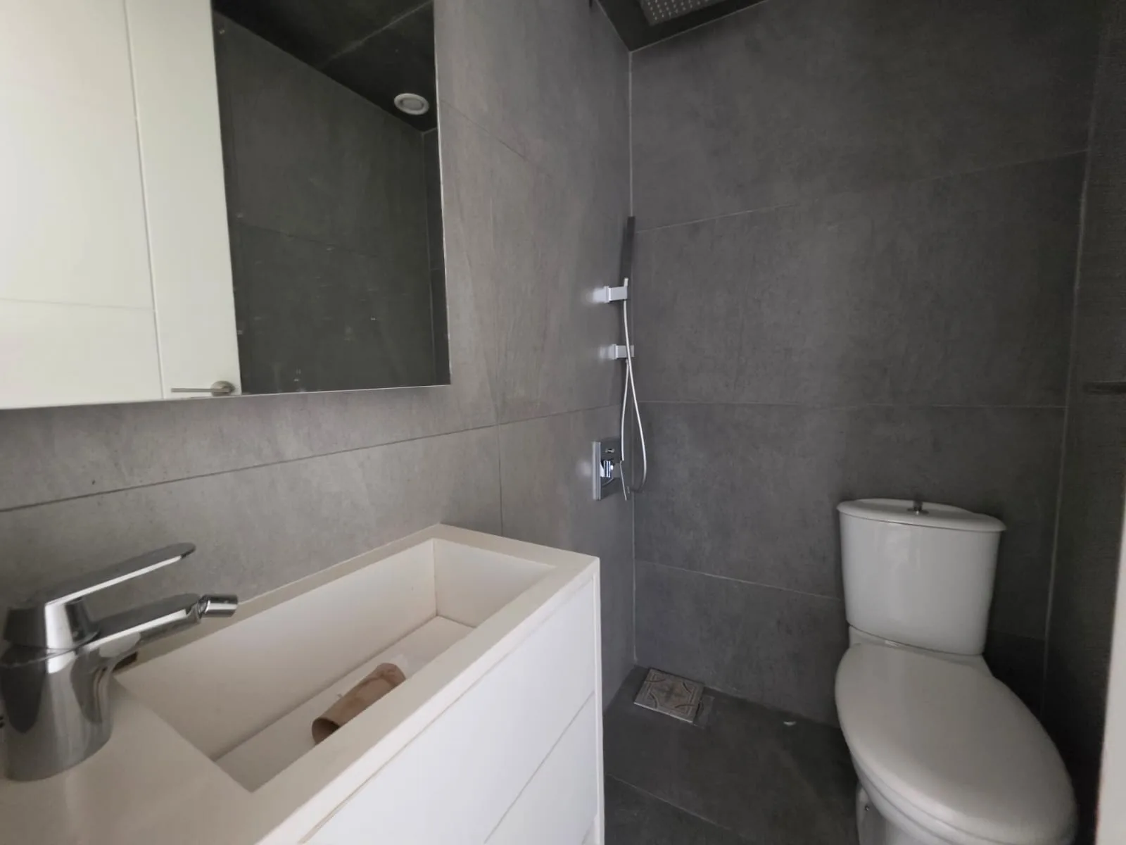 Office for rent in Hadath — الصورة 7