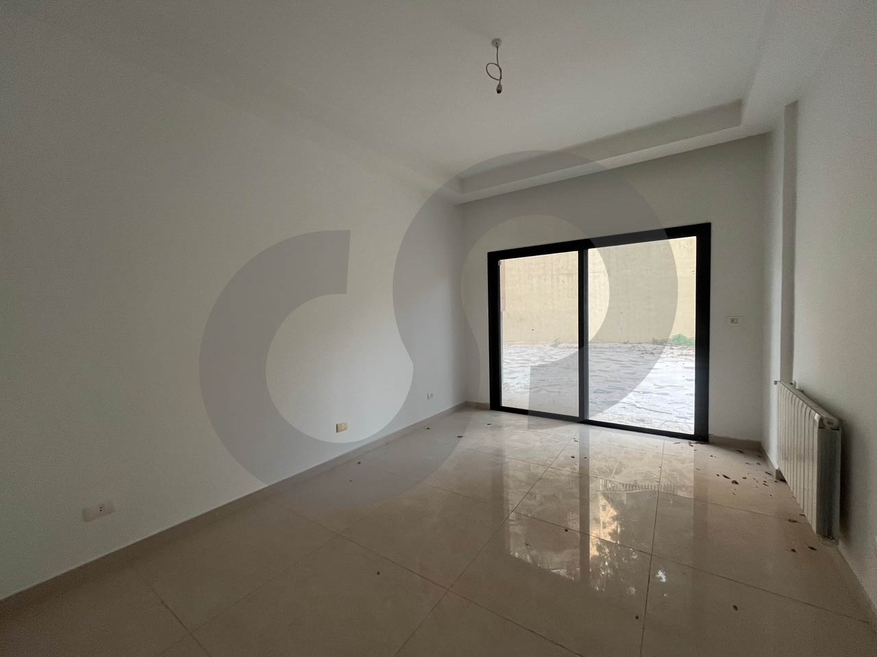 Spacious 4-Bedroom Apartment with Terrace in Horsh tabet — الصورة 2
