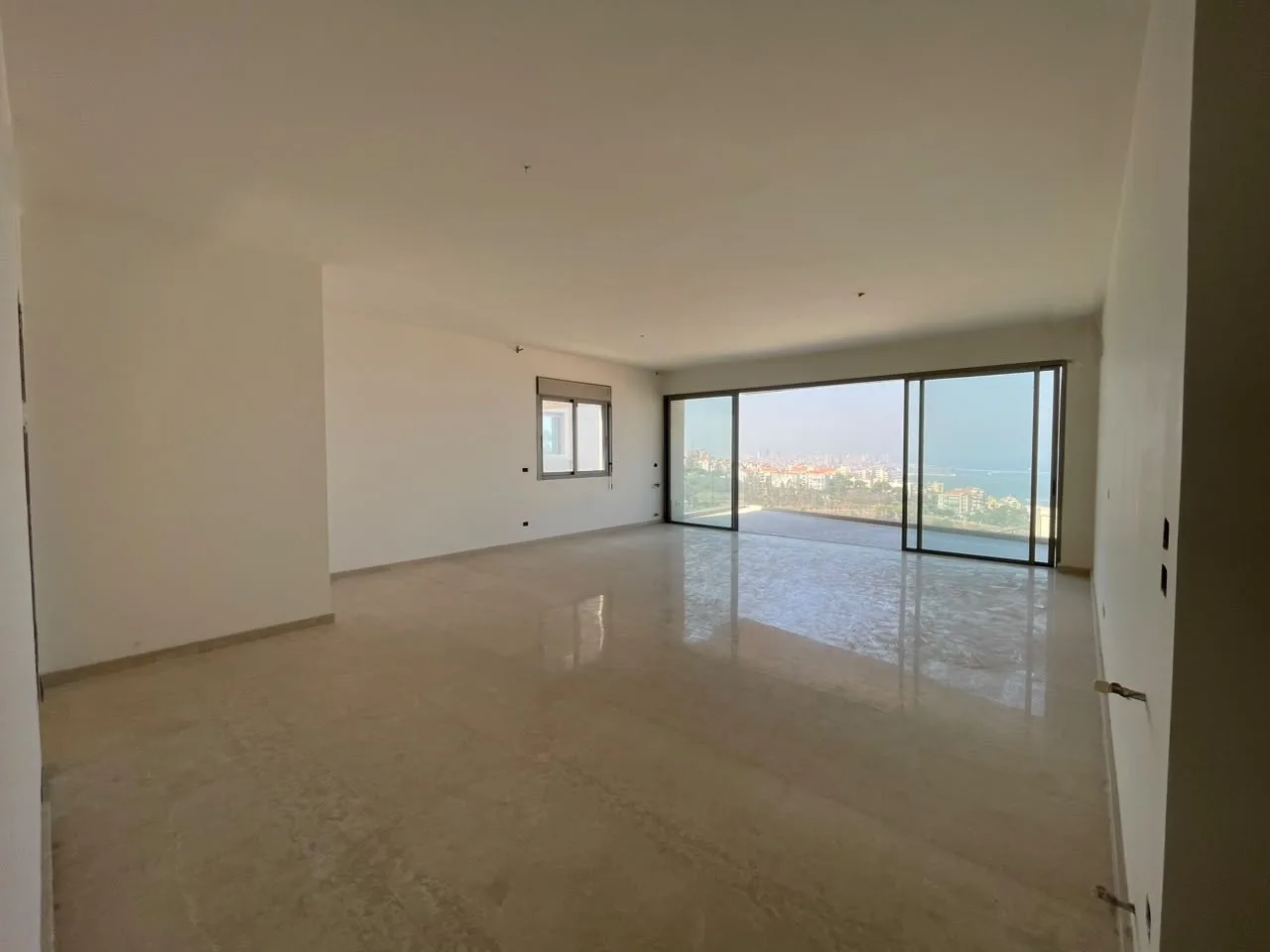 Apartment for Sale in Bsalim