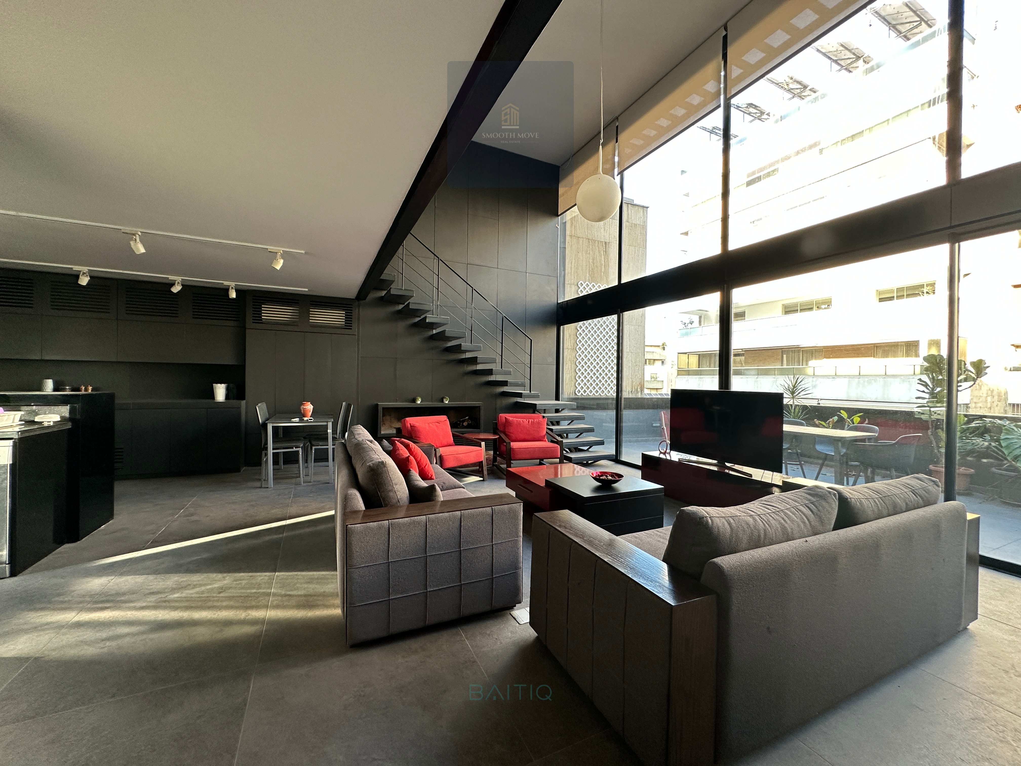Furnished Loft with Terrace for Rent or Sale in Achrafieh — الصورة 7