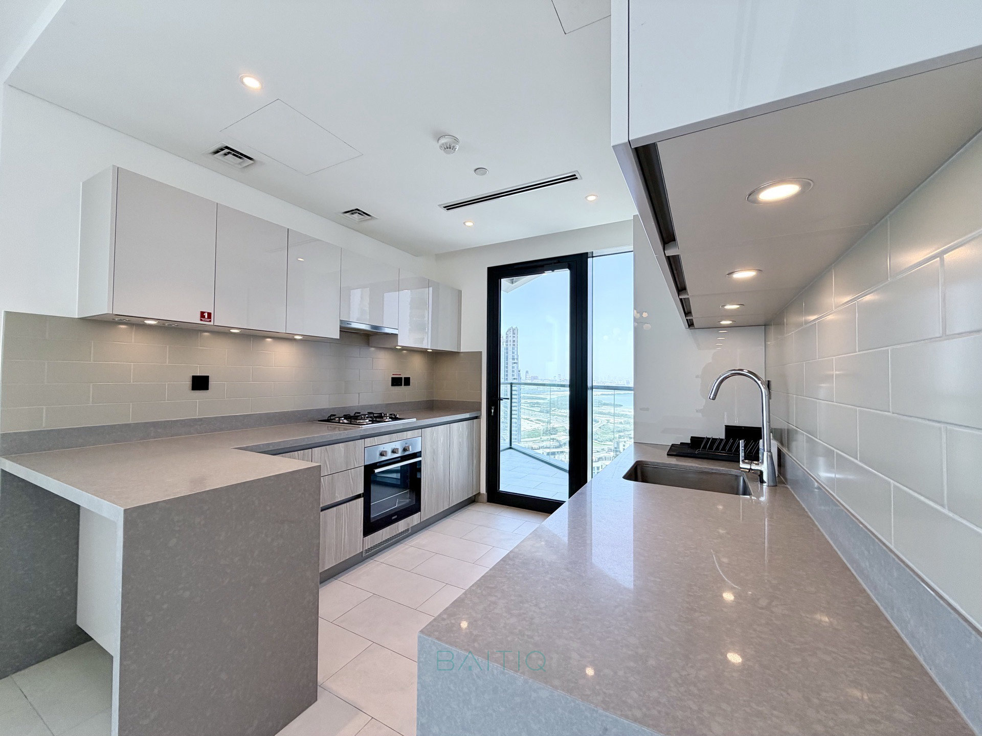 High floor | Ready to move in  — الصورة 2