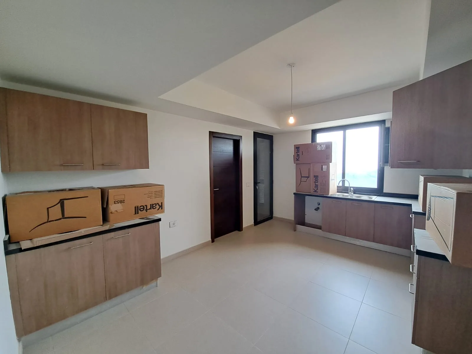 Apartment for Sale in Aatchane, Lebanon — الصورة 4