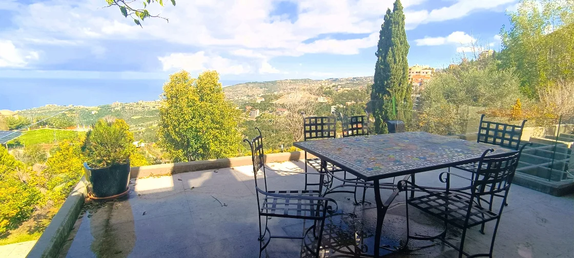 Villa for rent in Kfour — photo 4