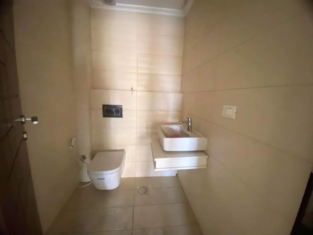 Apartment for Sale in Spears, Beirut, Lebanon — الصورة 6