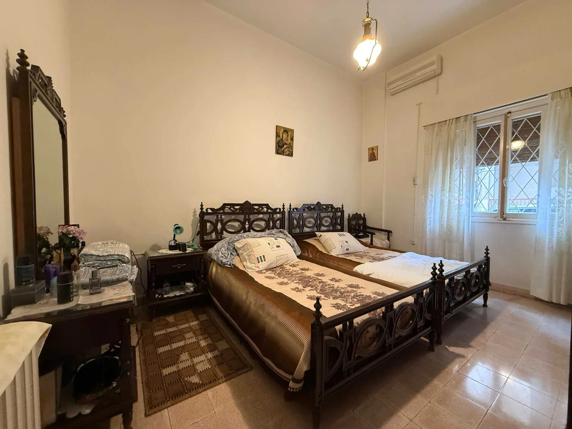 Apartment for Sale in Caree d'or, Achrafieh, Beirut, Lebanon — الصورة 9