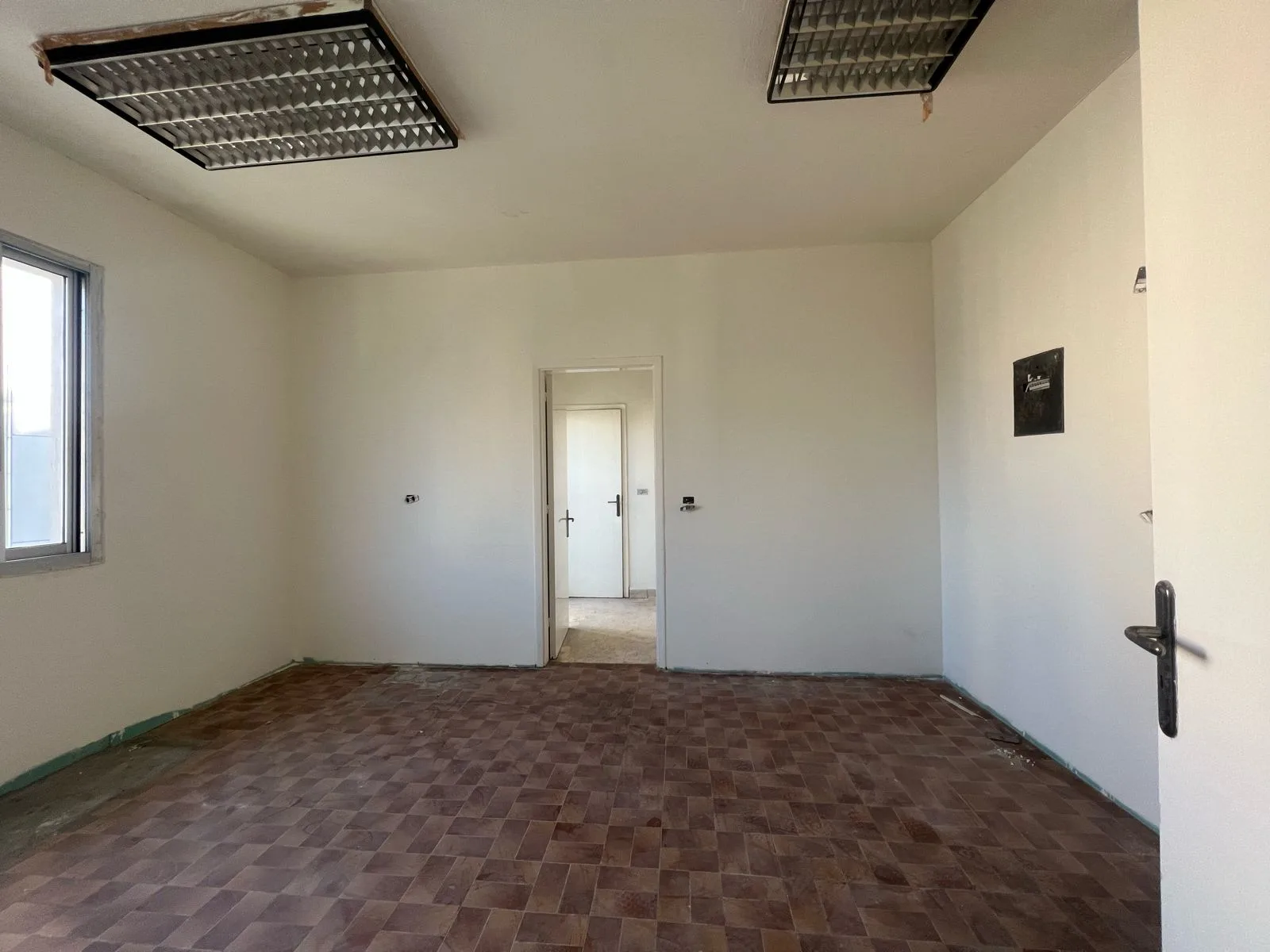 Office for Rent in Sodeco, Beirut, Lebanon — الصورة 7