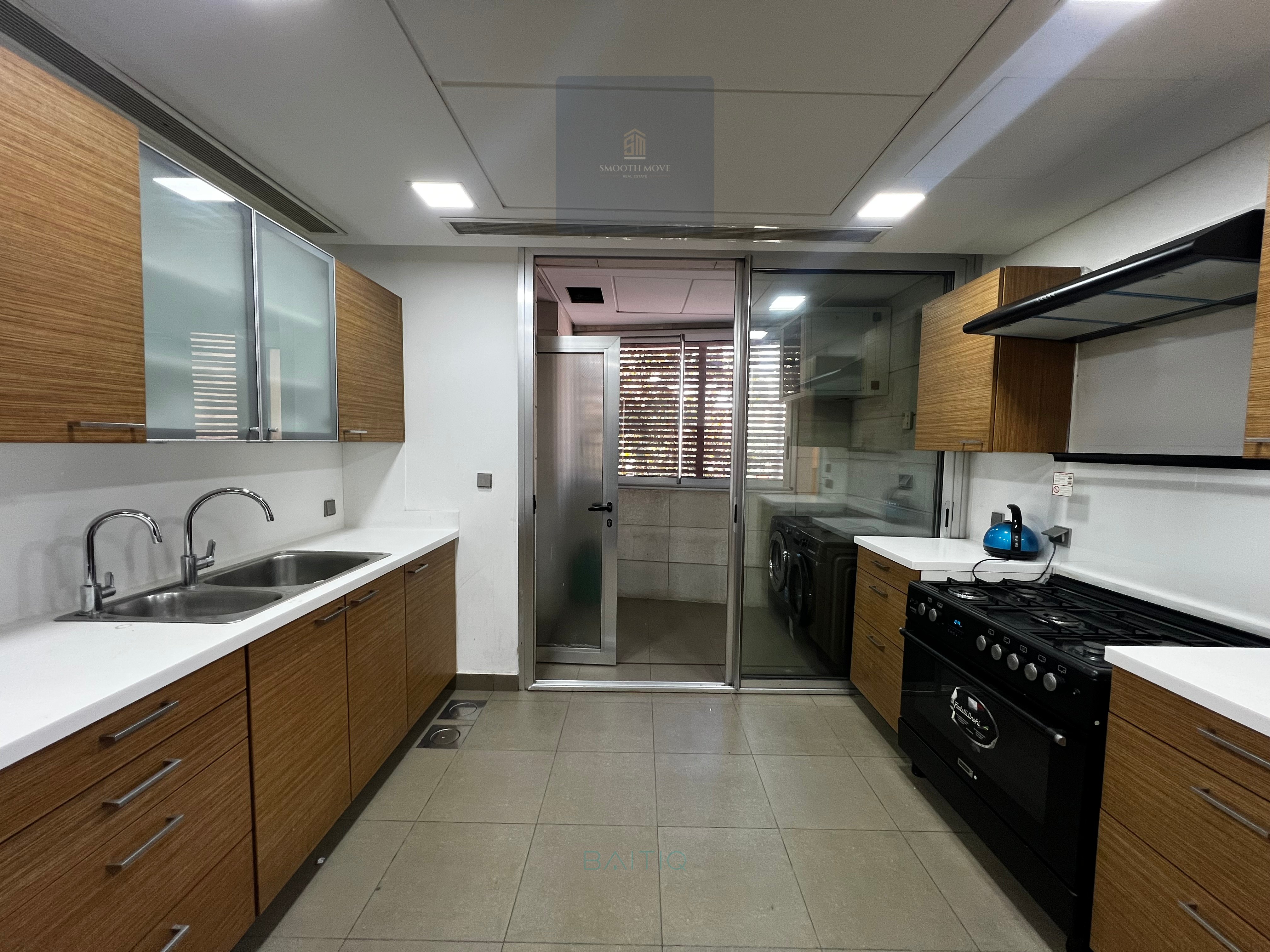 Beautiful 4 Bedroom in Saifi Village for Sale or Rent — الصورة 10