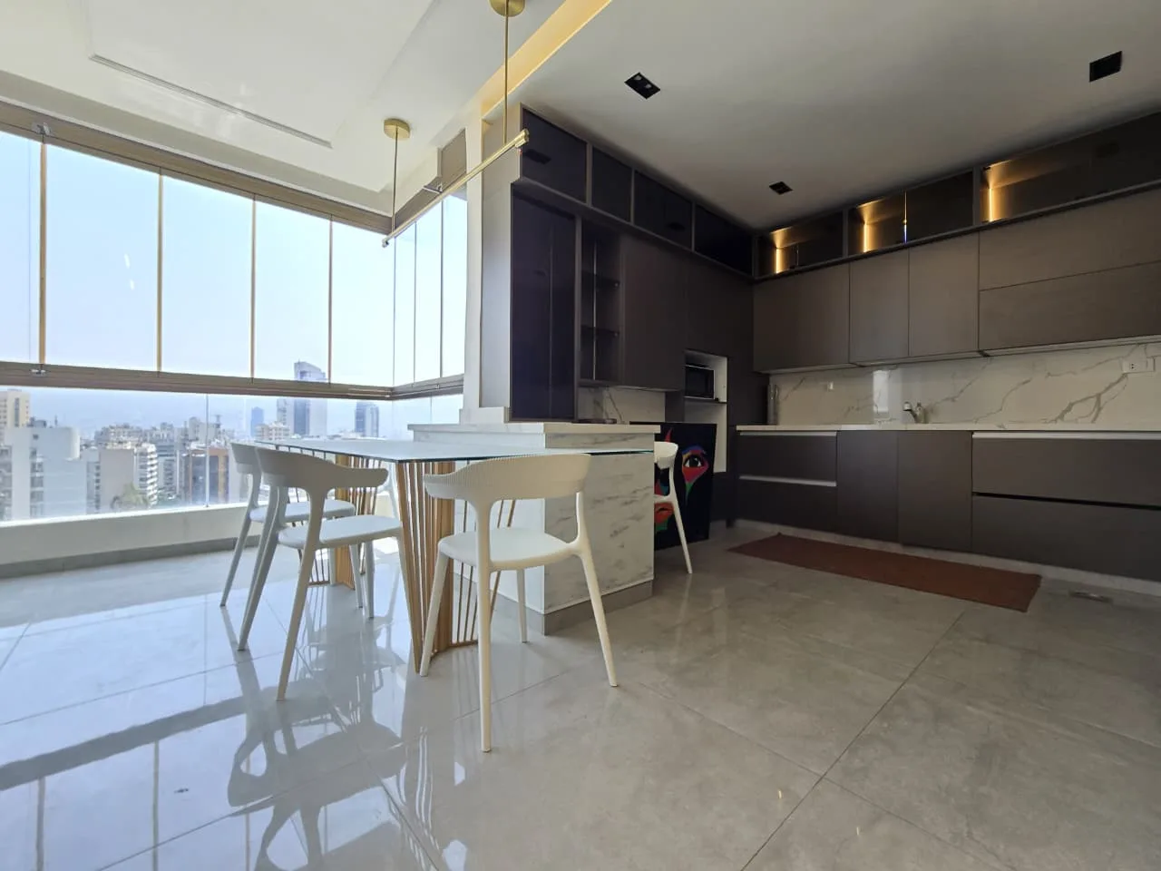 Apartment for Sale in Hotel Dieu, Beirut, Lebanon — الصورة 5