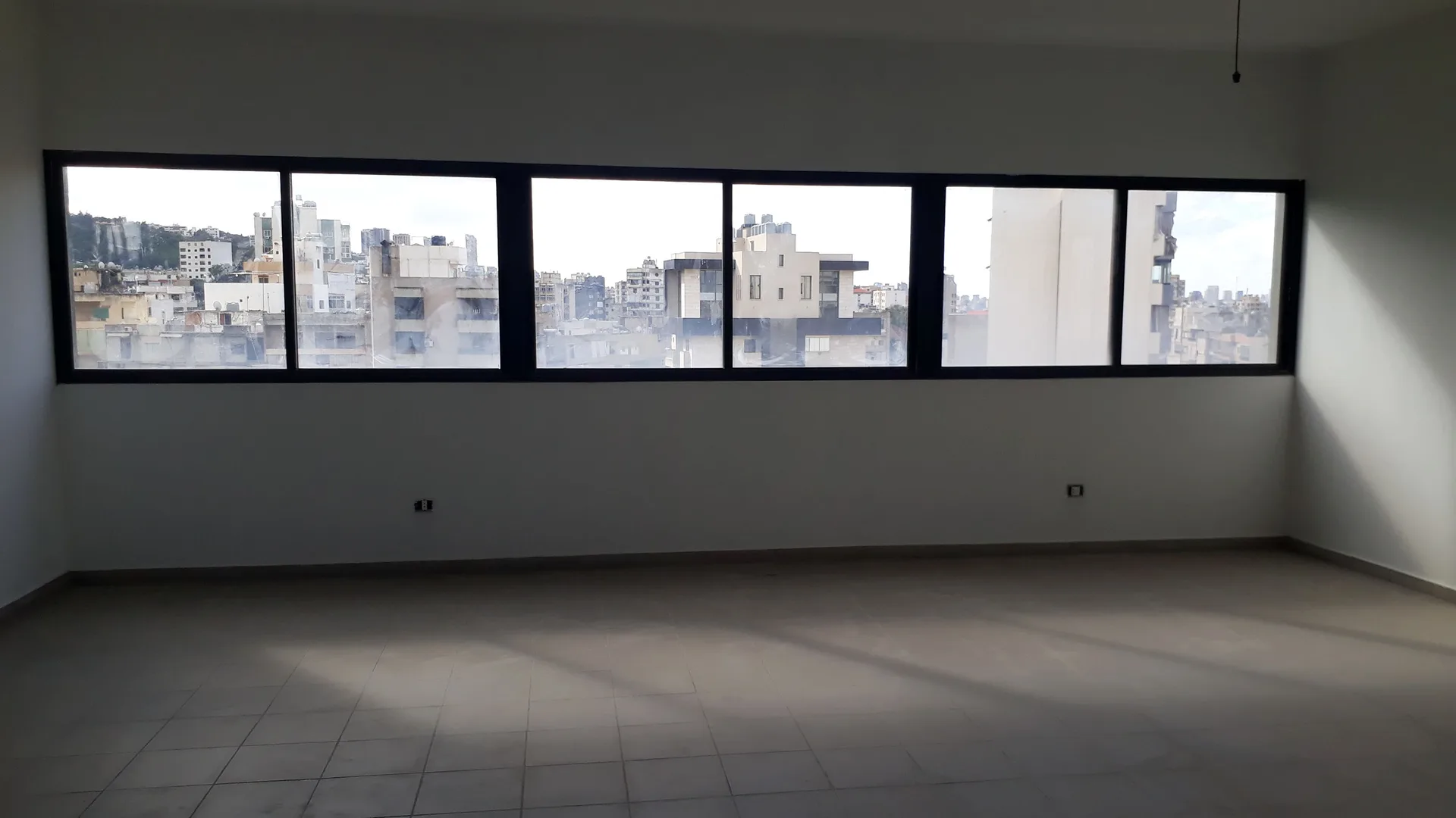 Office for sale in Jdeideh